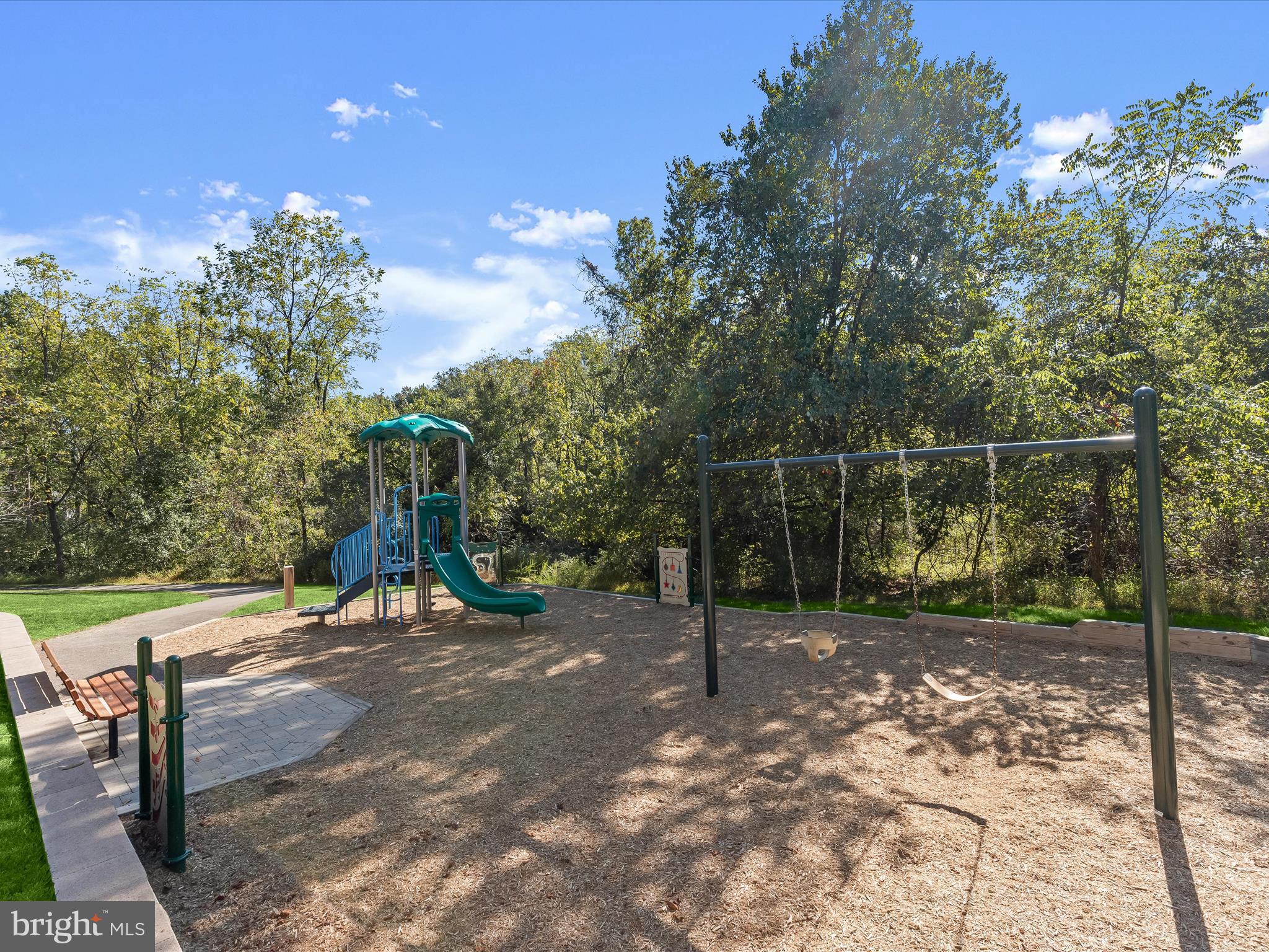 RIVERHILL - Residential