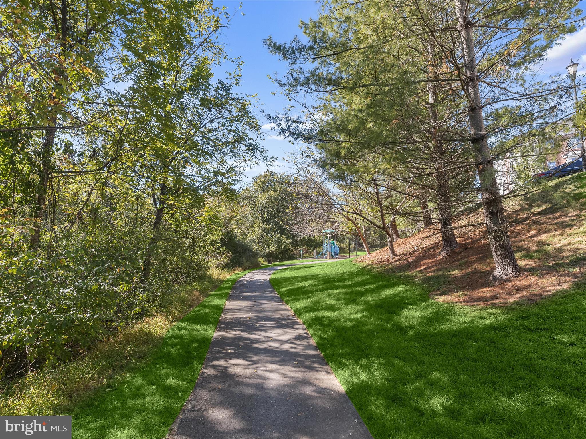 RIVERHILL - Residential