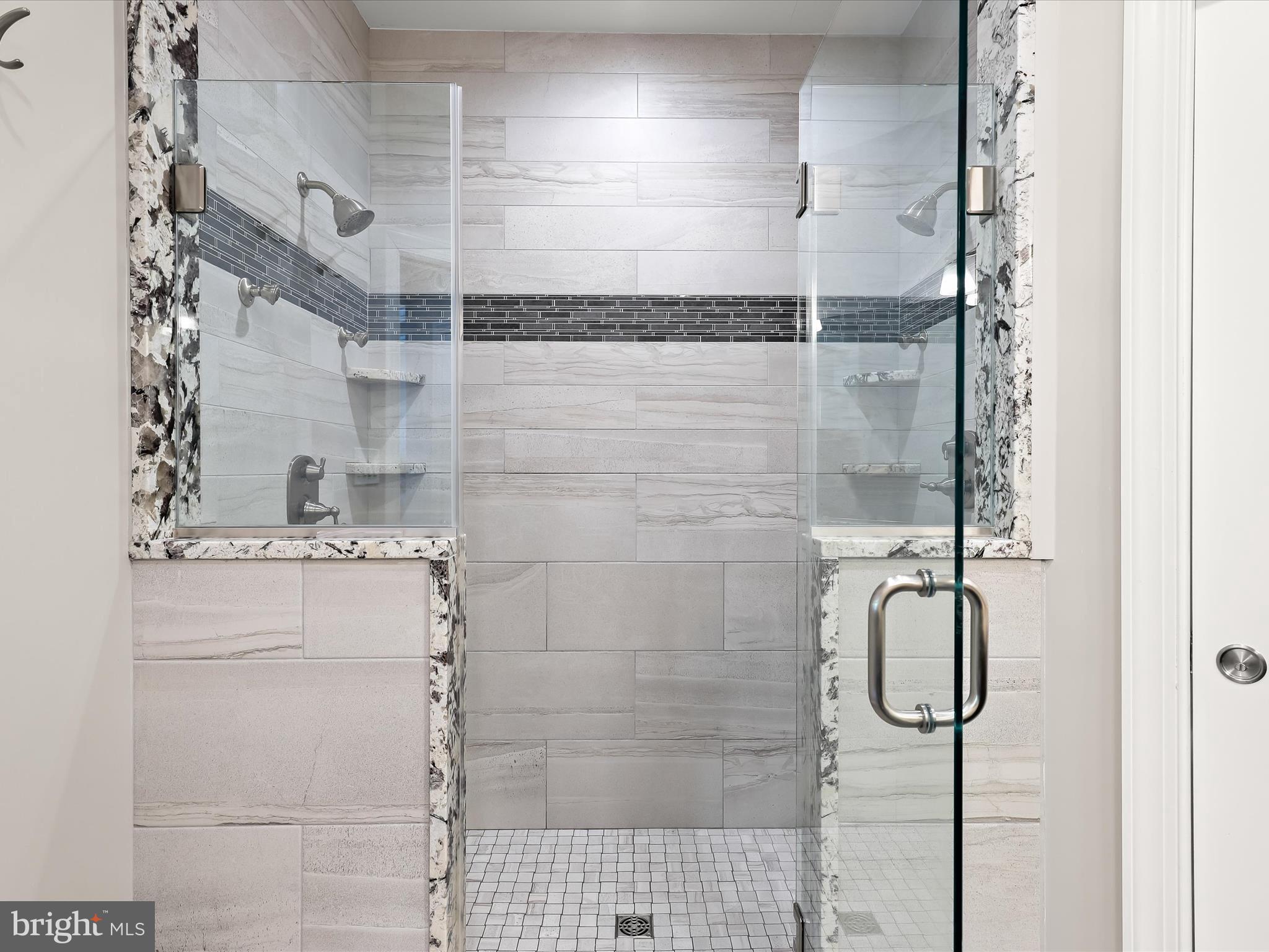 RIVERHILL - Residential