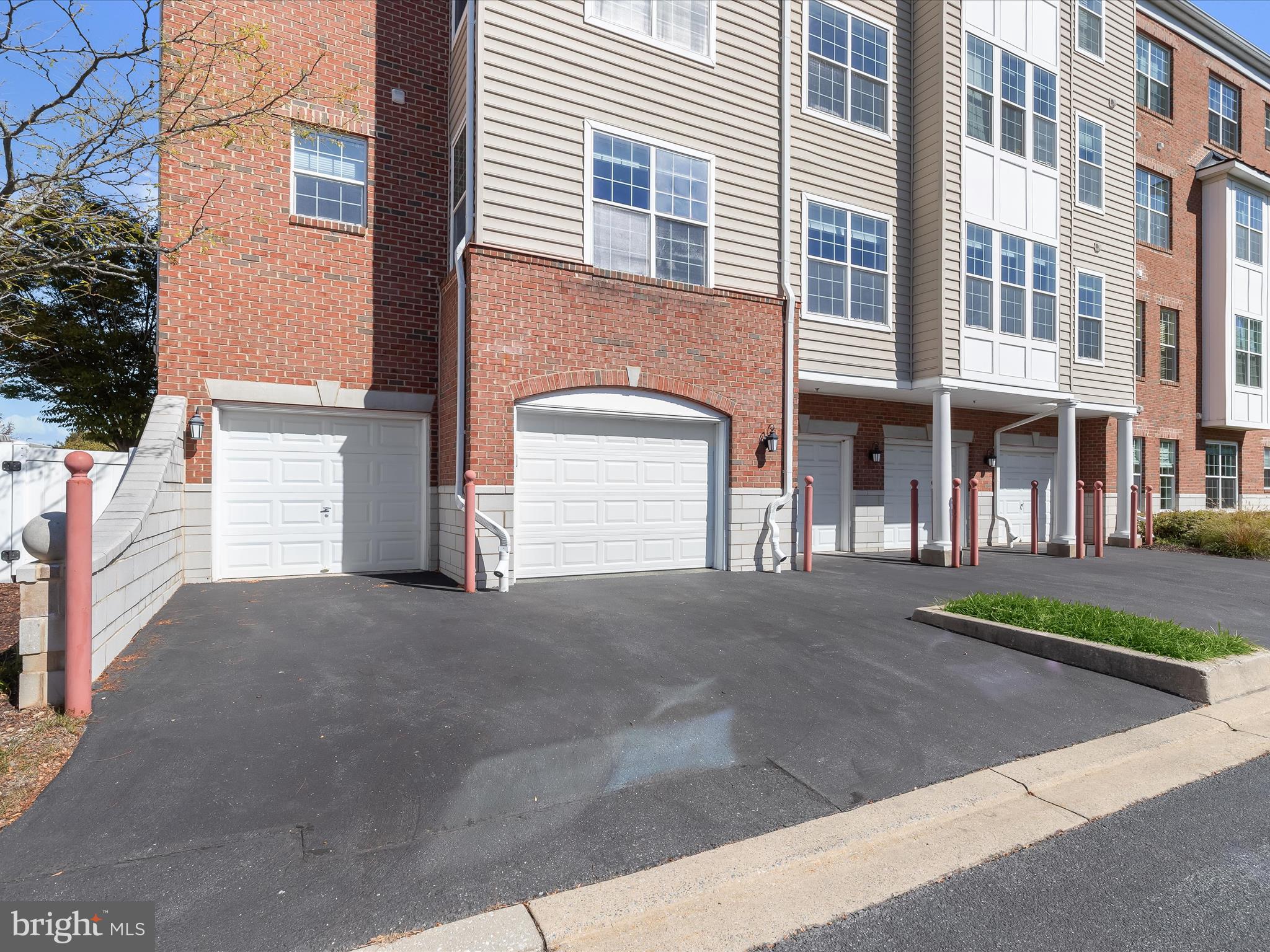 RIVERHILL - Residential