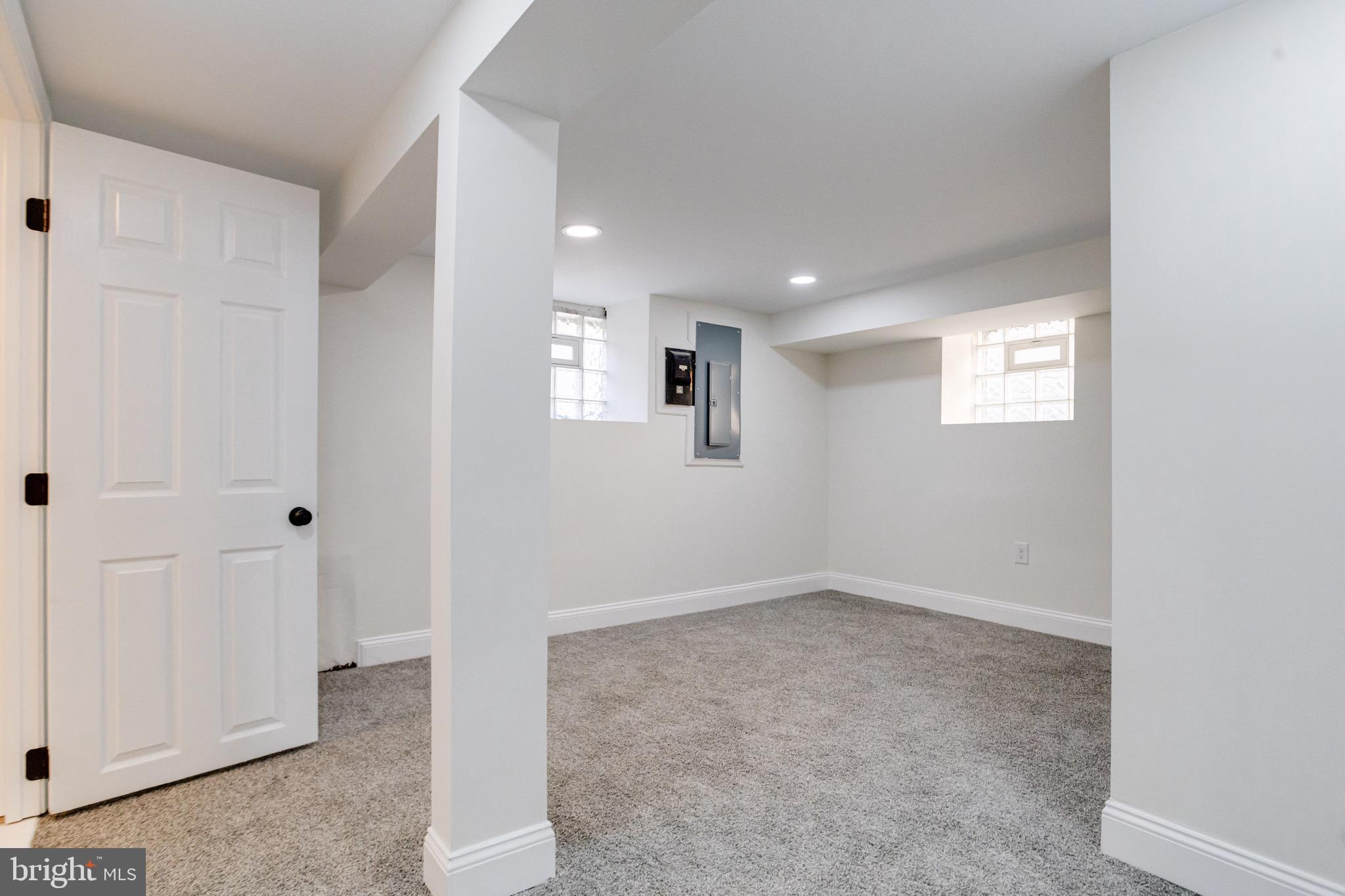 WEST FOREST PARK - Residential