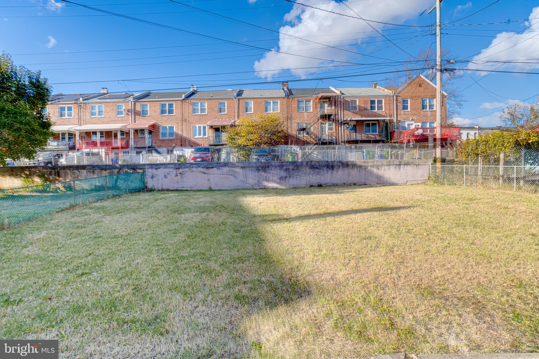 WEST FOREST PARK - Residential