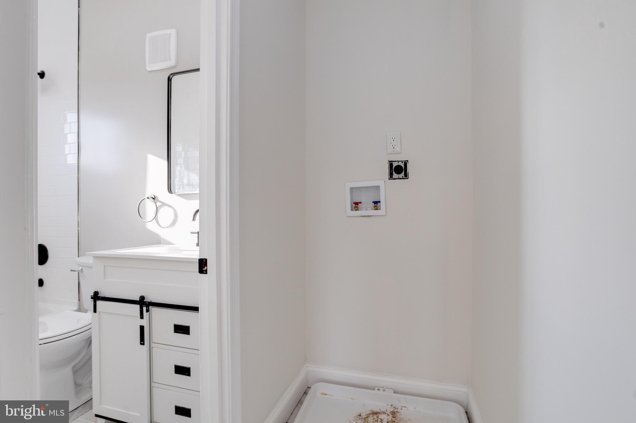 WEST FOREST PARK - Residential