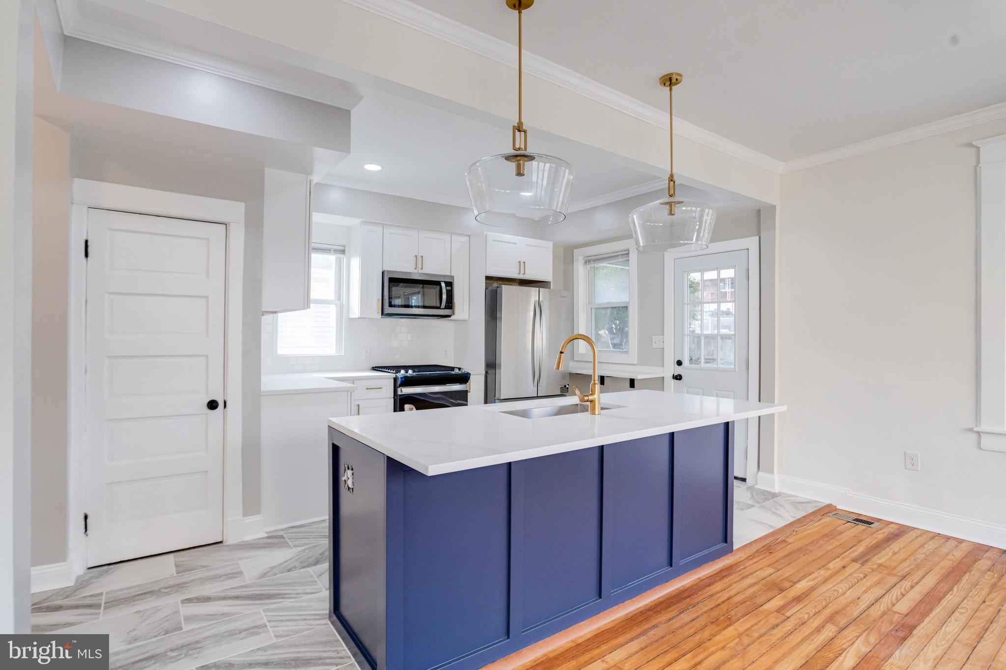 WEST FOREST PARK - Residential