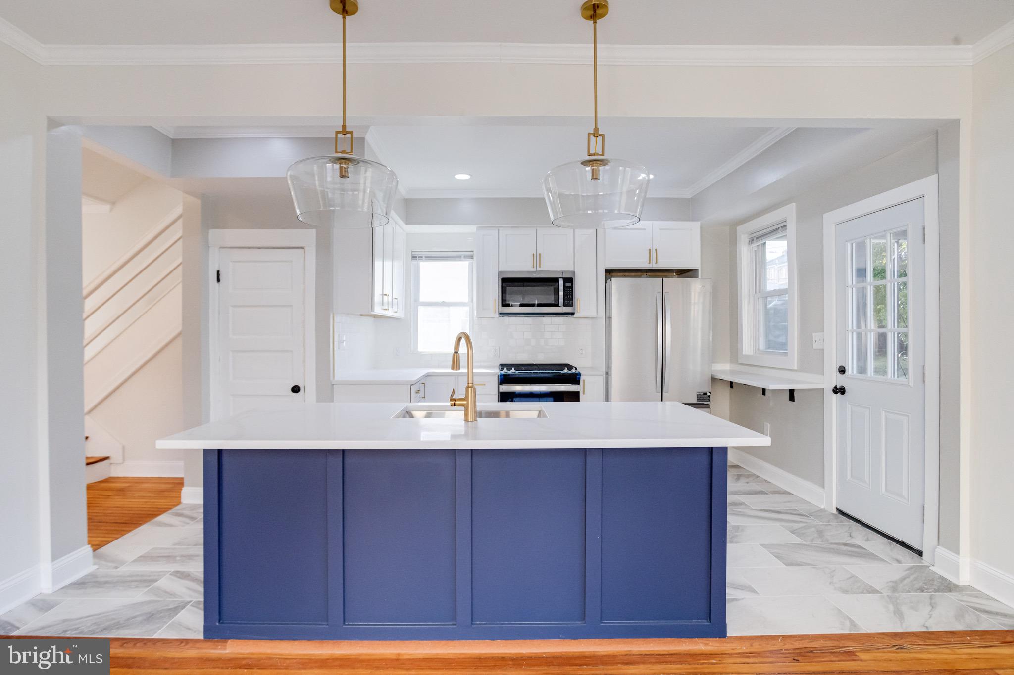 WEST FOREST PARK - Residential