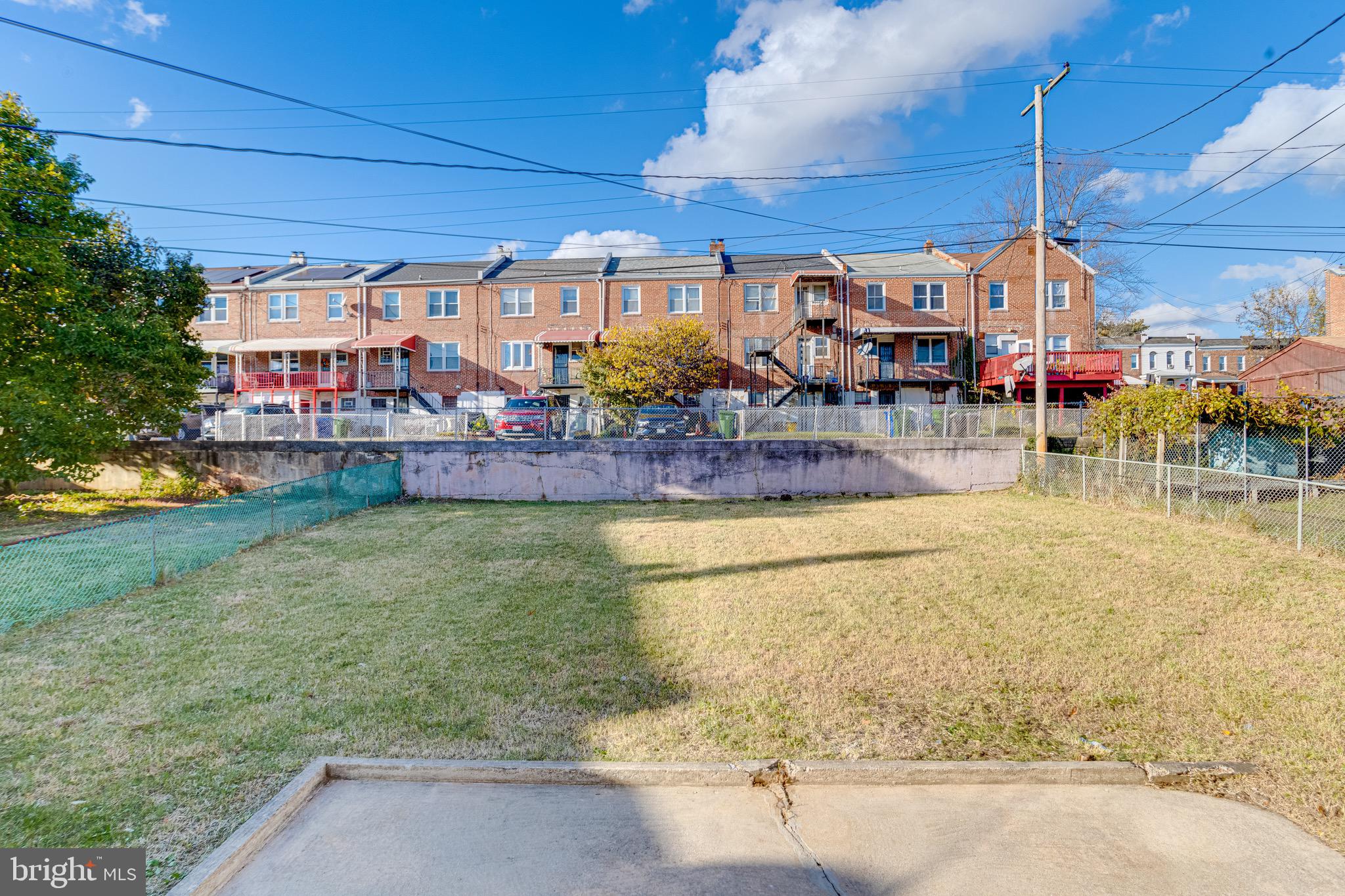 WEST FOREST PARK - Residential