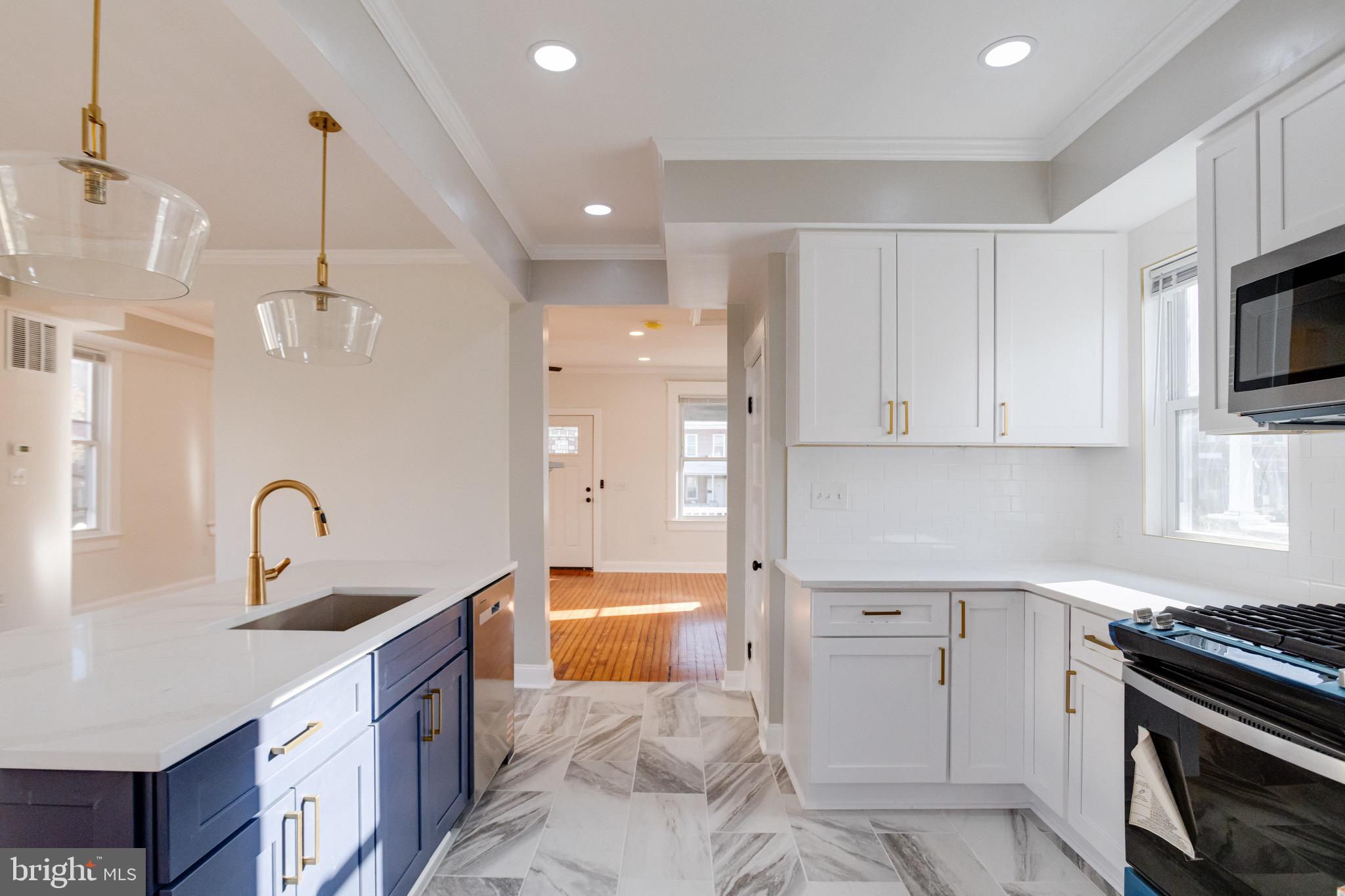 WEST FOREST PARK - Residential