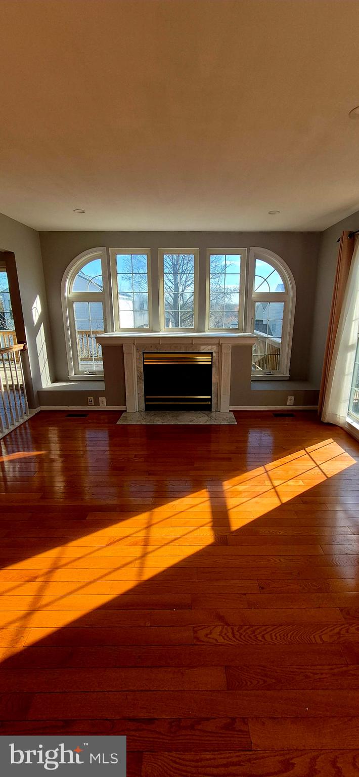 OWINGS MILLS NEWTOWN - Residential