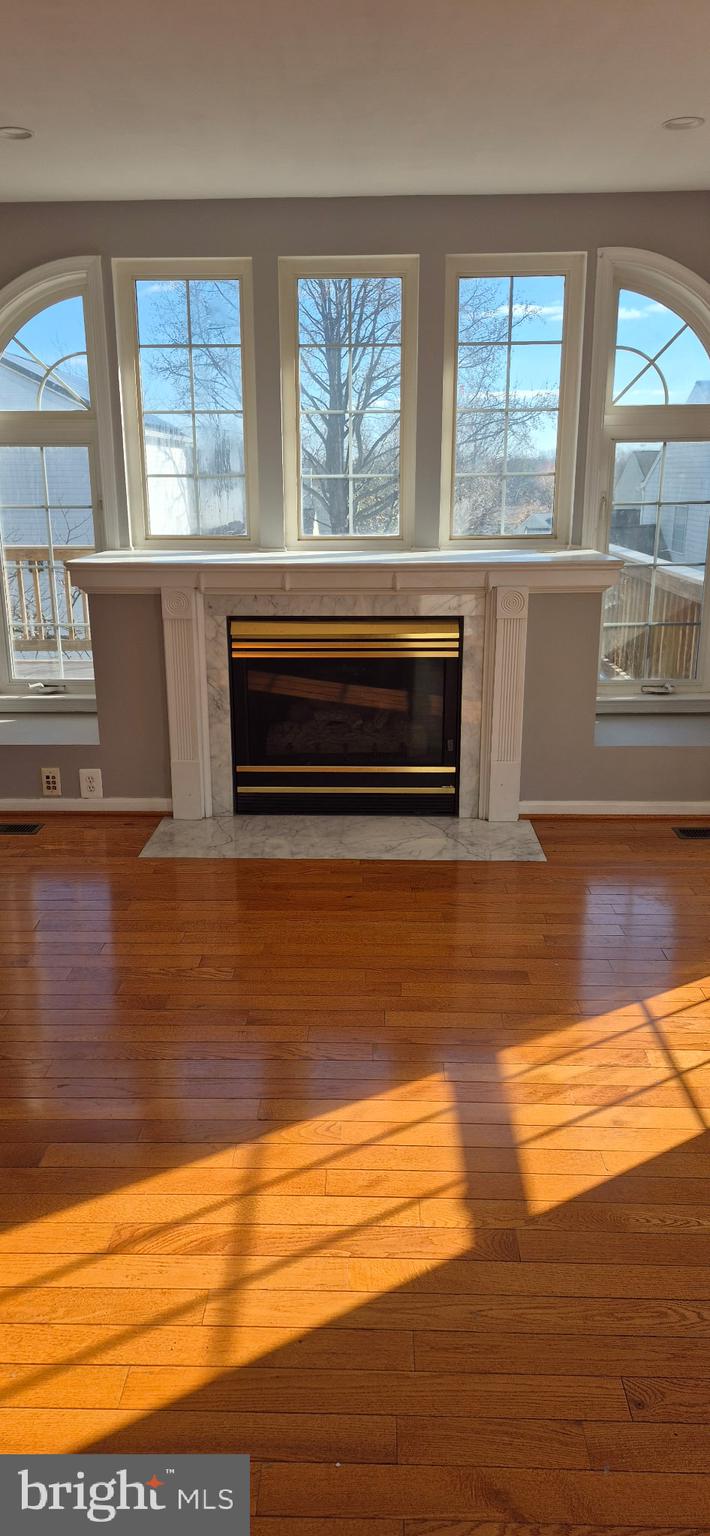 OWINGS MILLS NEWTOWN - Residential