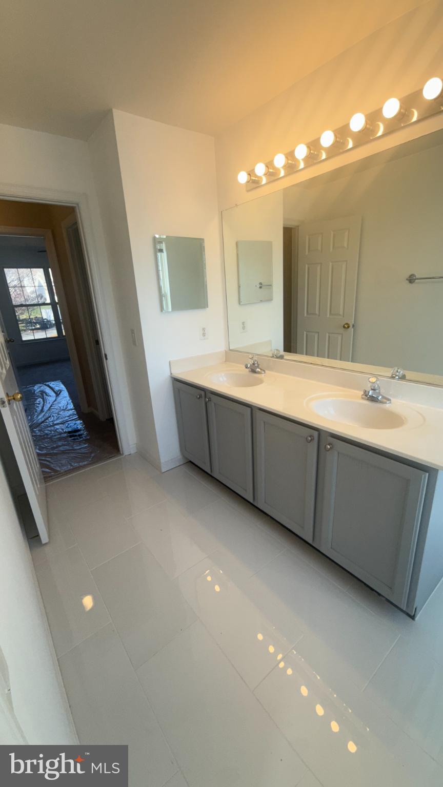 OWINGS MILLS NEWTOWN - Residential