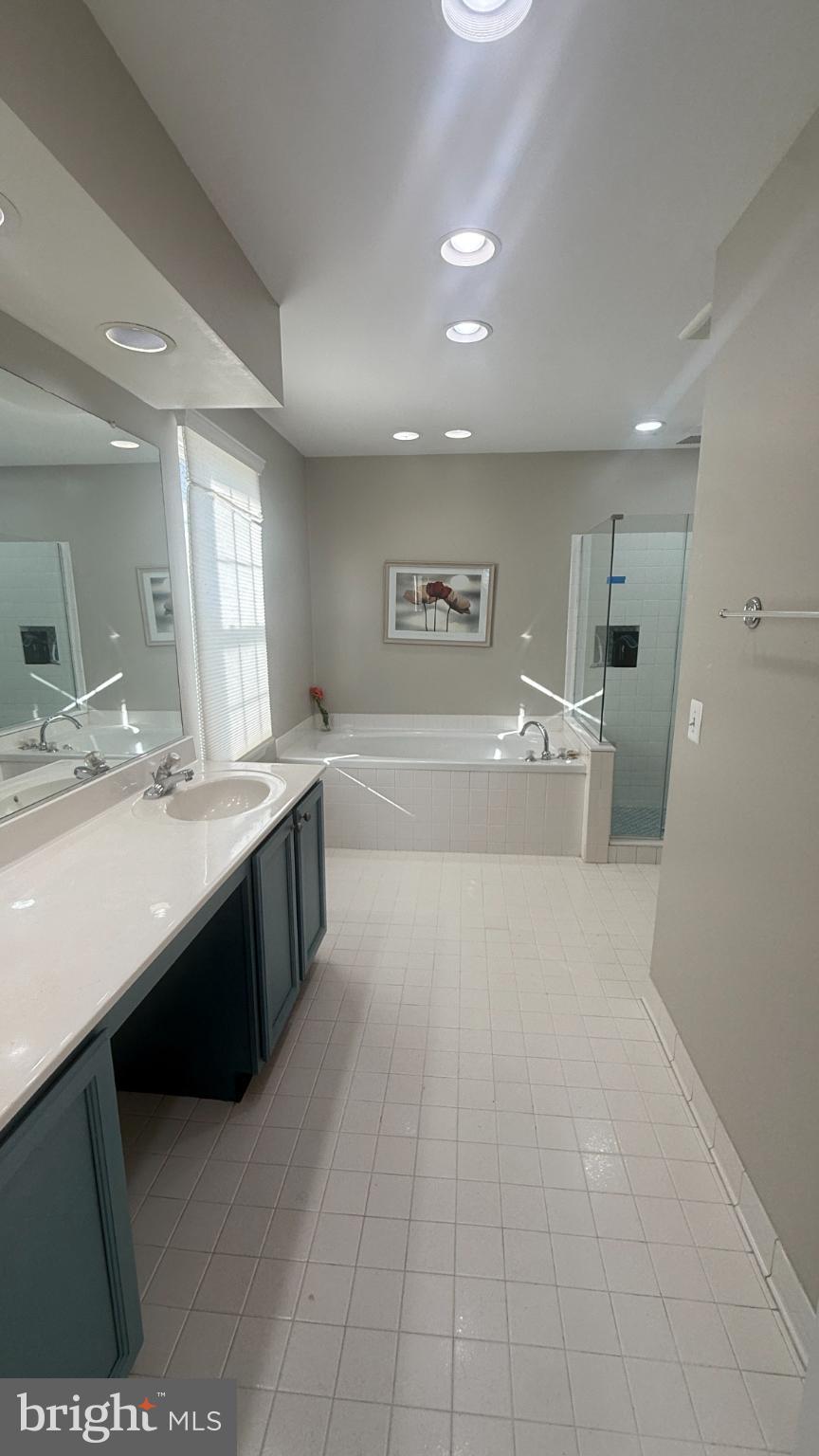 OWINGS MILLS NEWTOWN - Residential