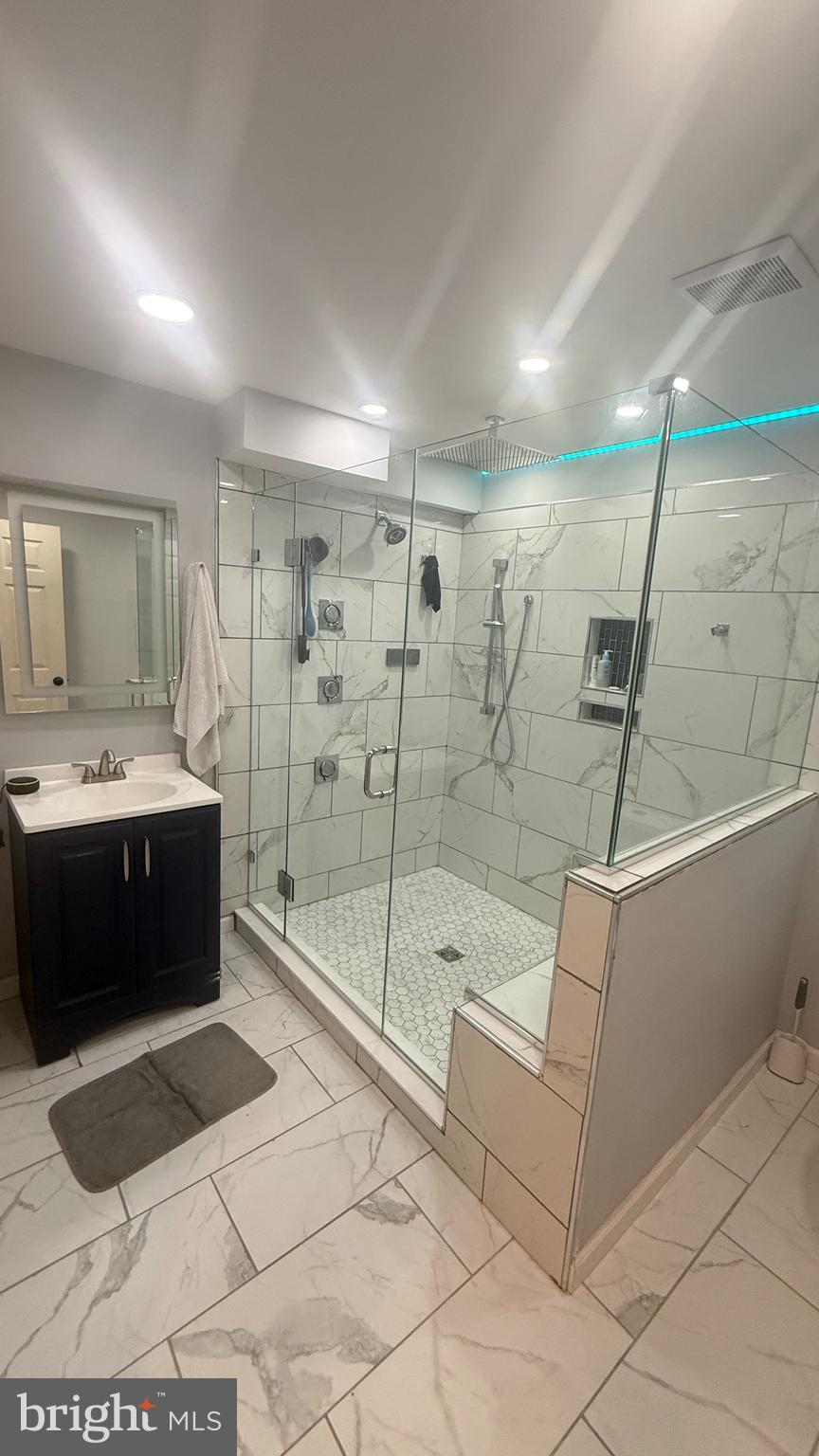 OWINGS MILLS NEWTOWN - Residential