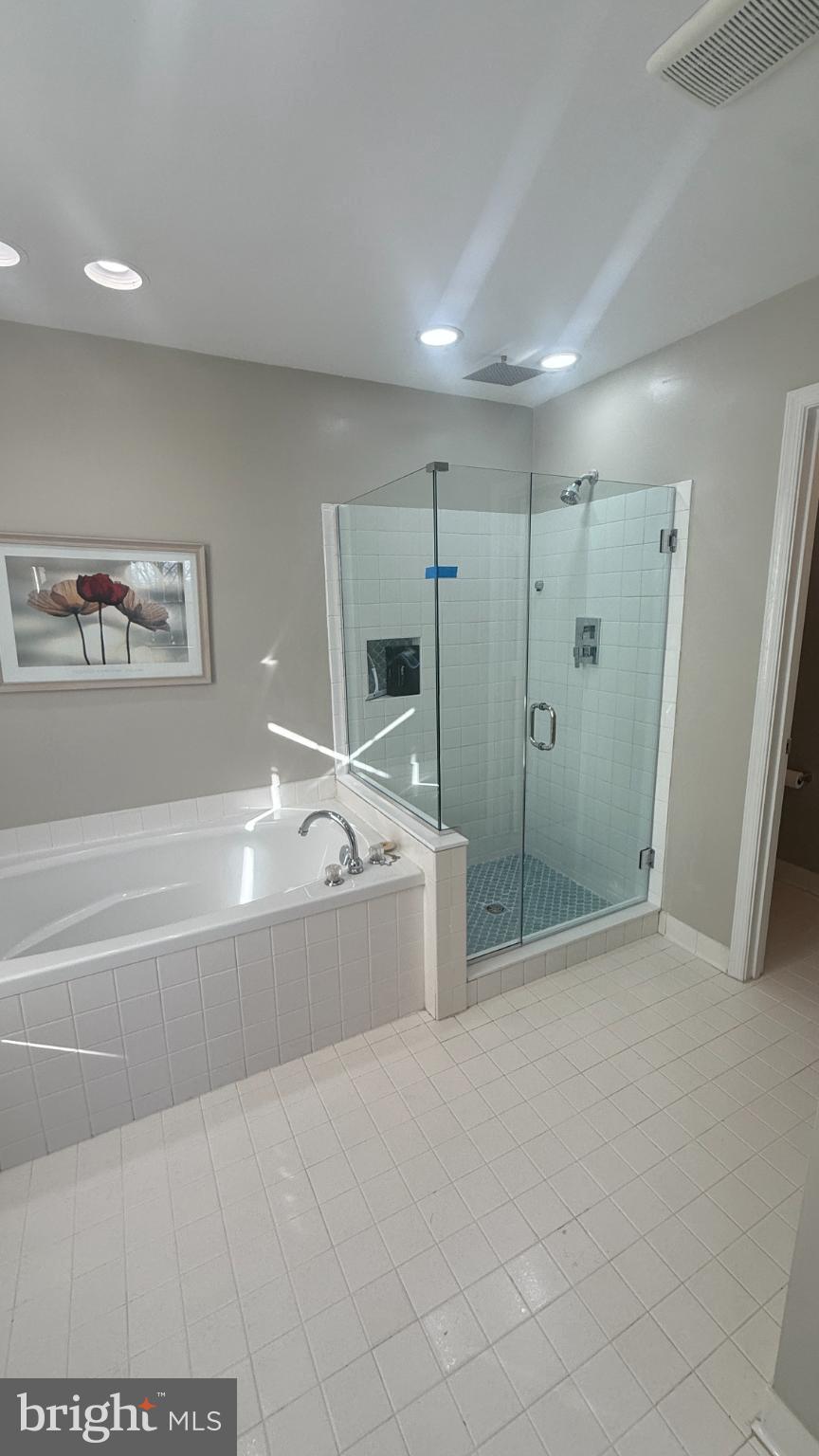 OWINGS MILLS NEWTOWN - Residential