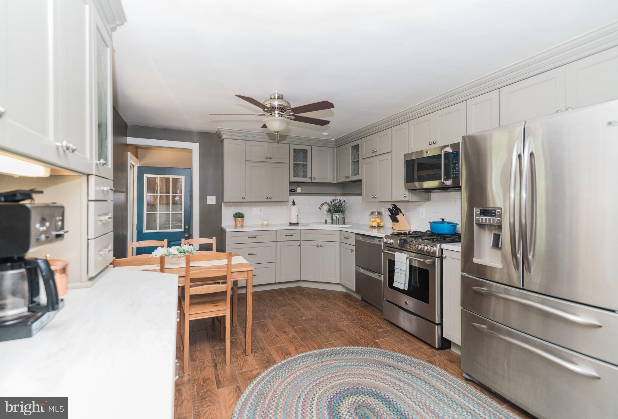 COLONIAL ACRES - Residential