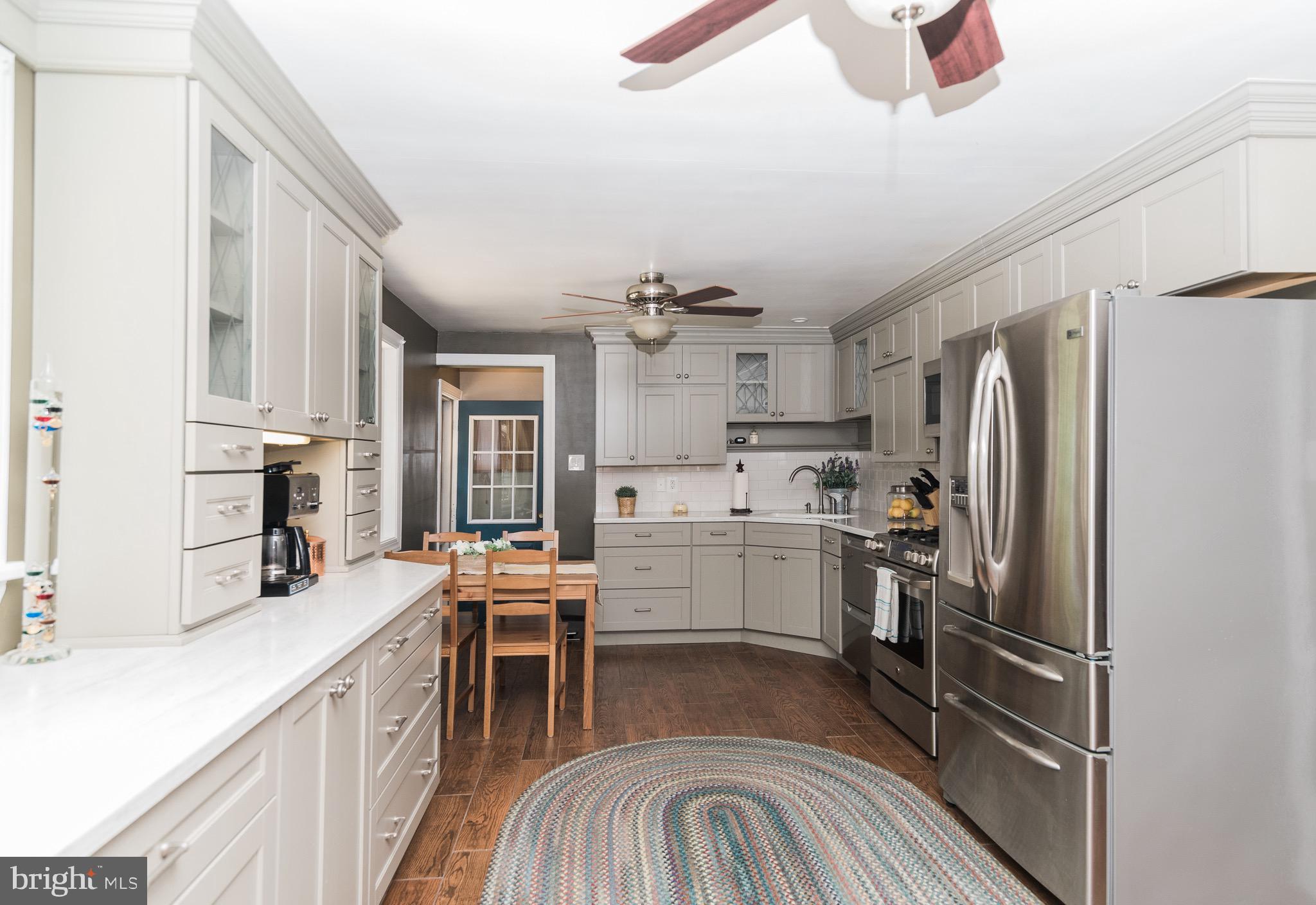 COLONIAL ACRES - Residential