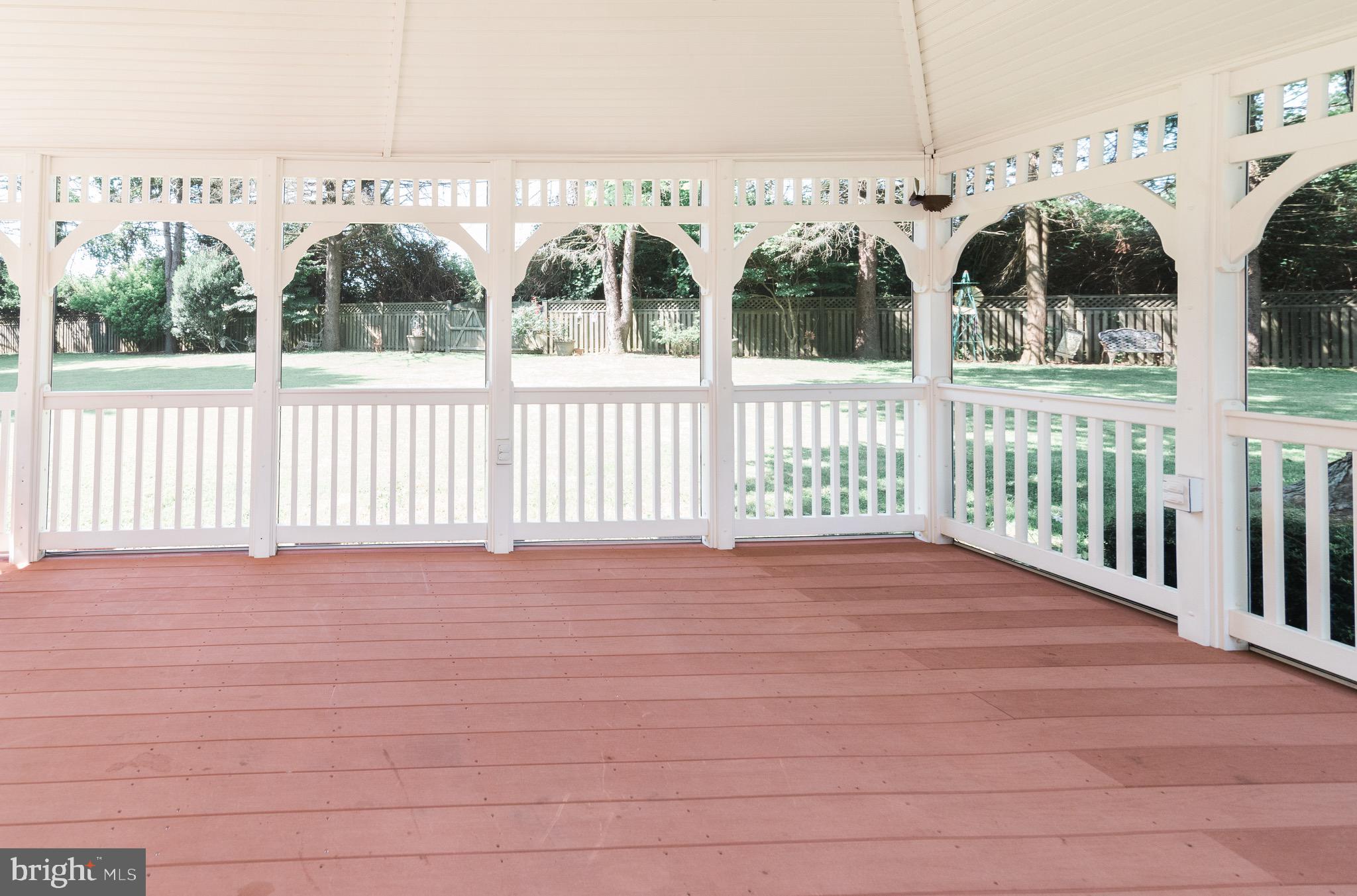 COLONIAL ACRES - Residential