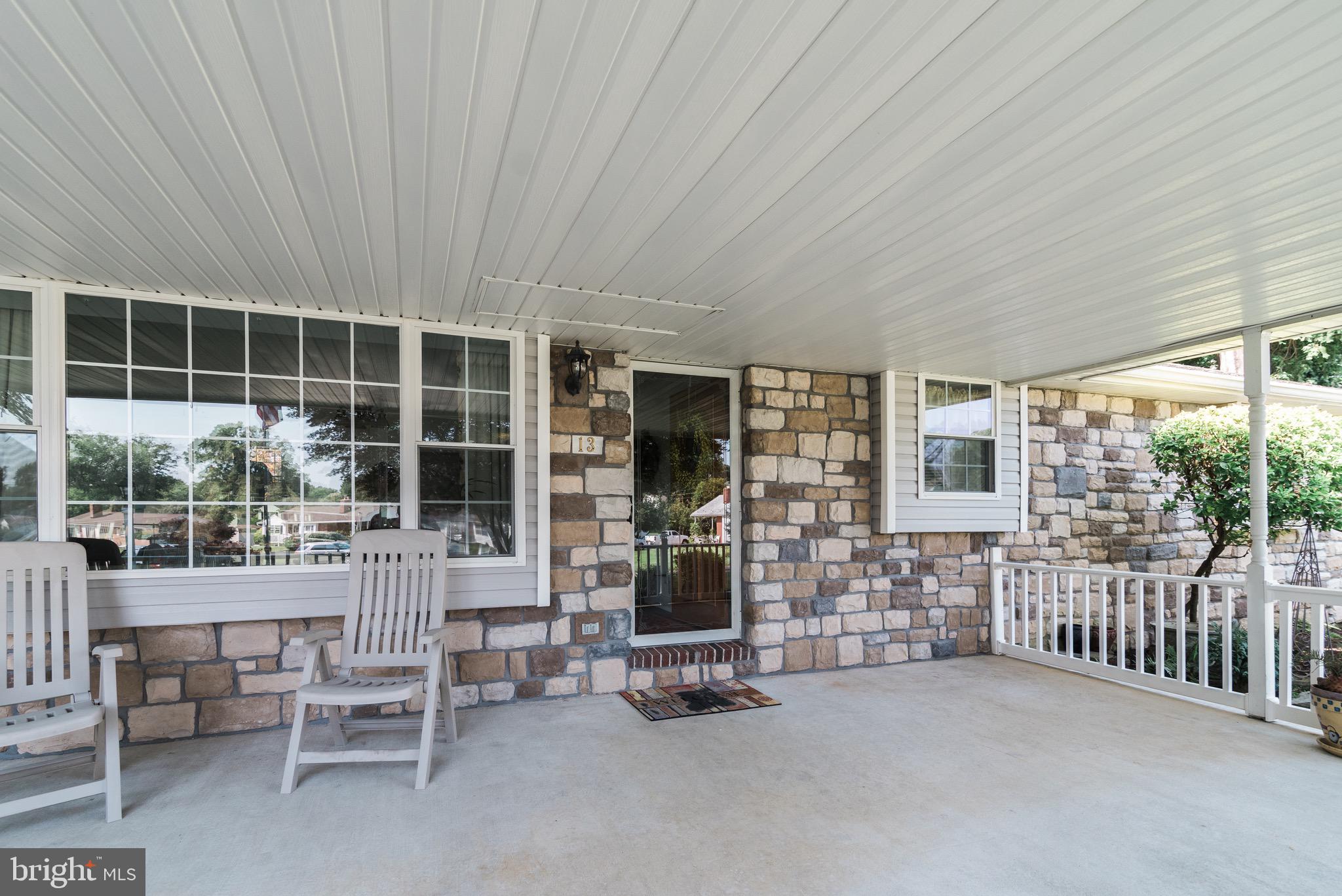 COLONIAL ACRES - Residential