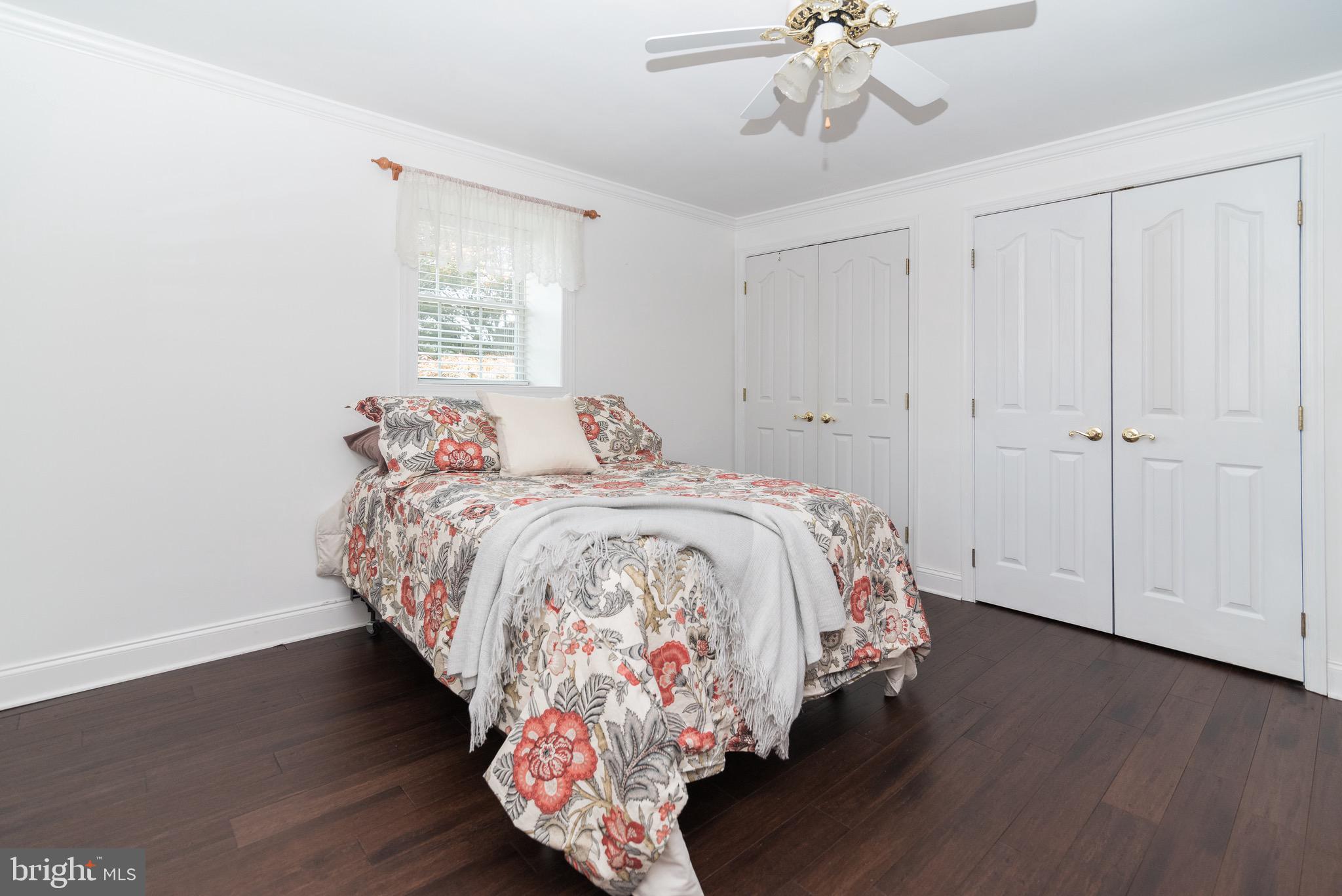 COLONIAL ACRES - Residential