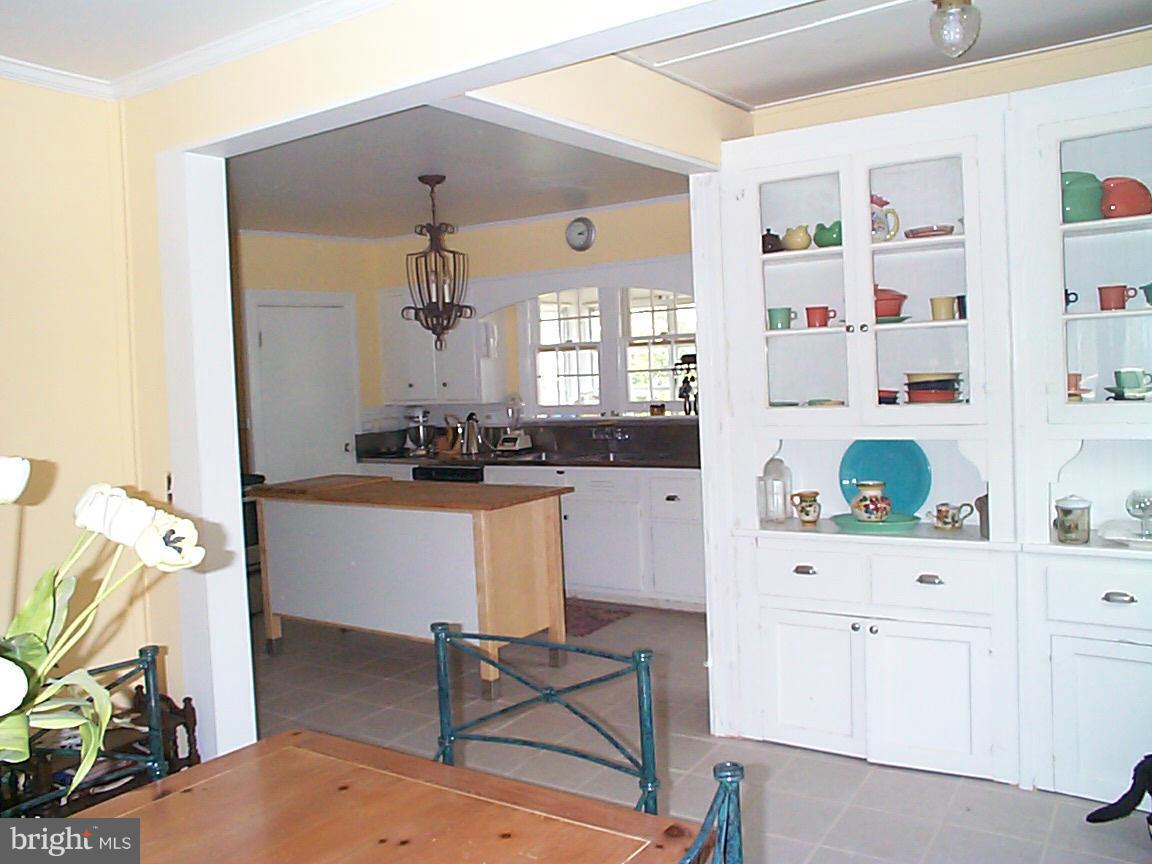 BEVERLEY BEACH - Residential Lease