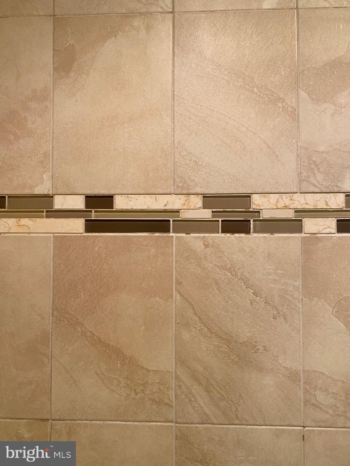 MAPLE RIDGE - Residential