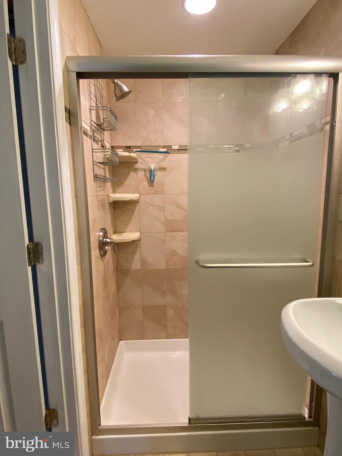 MAPLE RIDGE - Residential