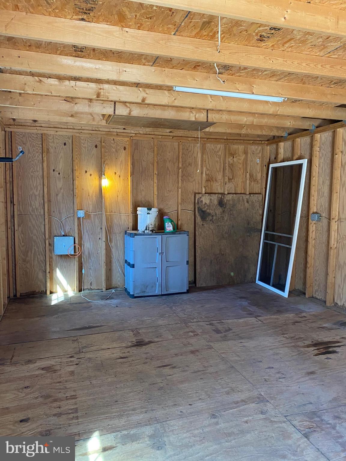 MAPLE RIDGE - Residential