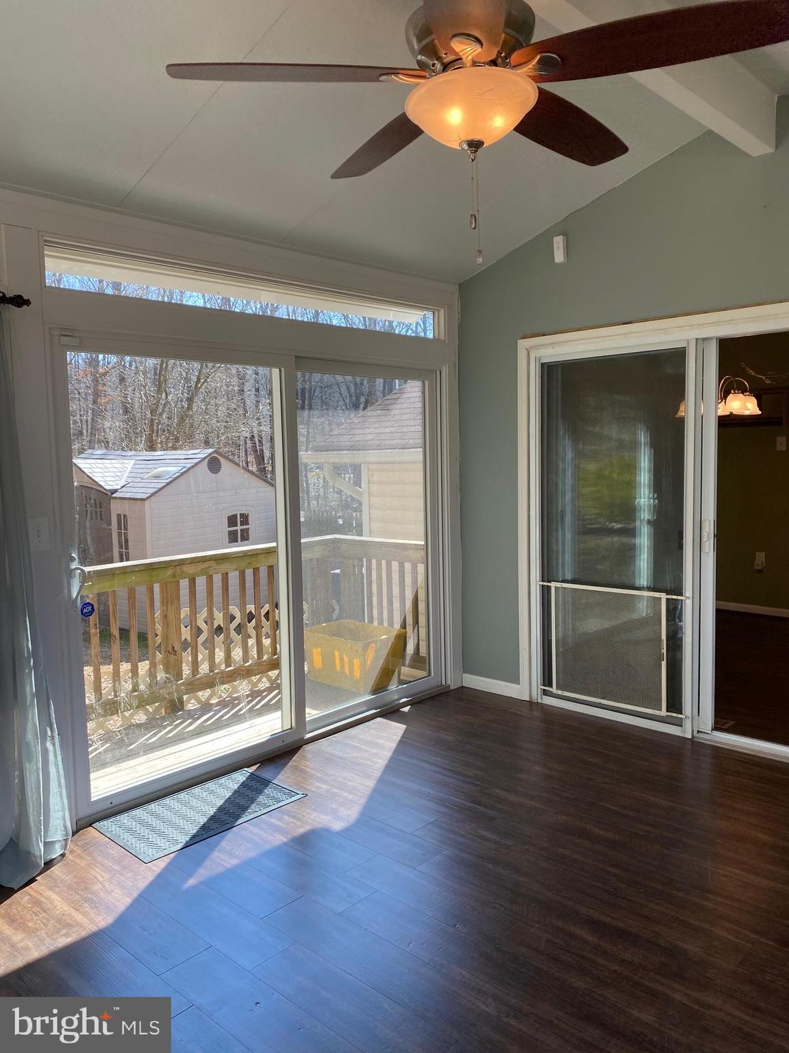 MAPLE RIDGE - Residential