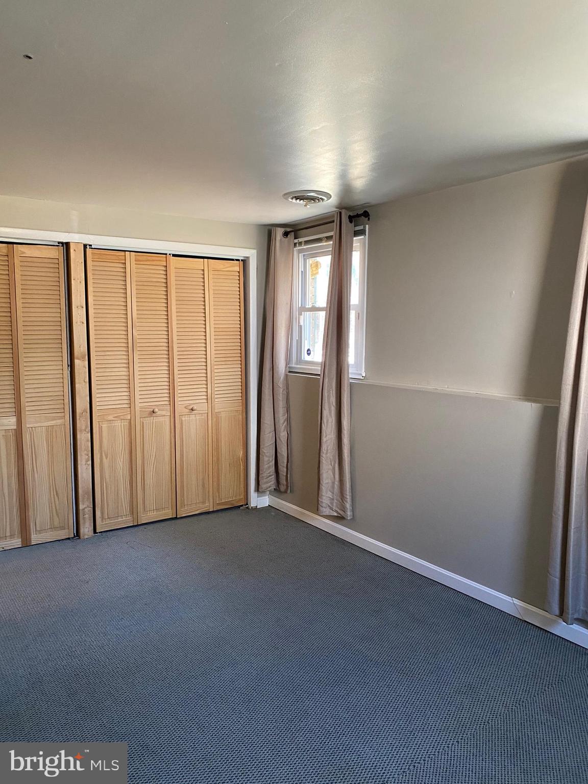 MAPLE RIDGE - Residential