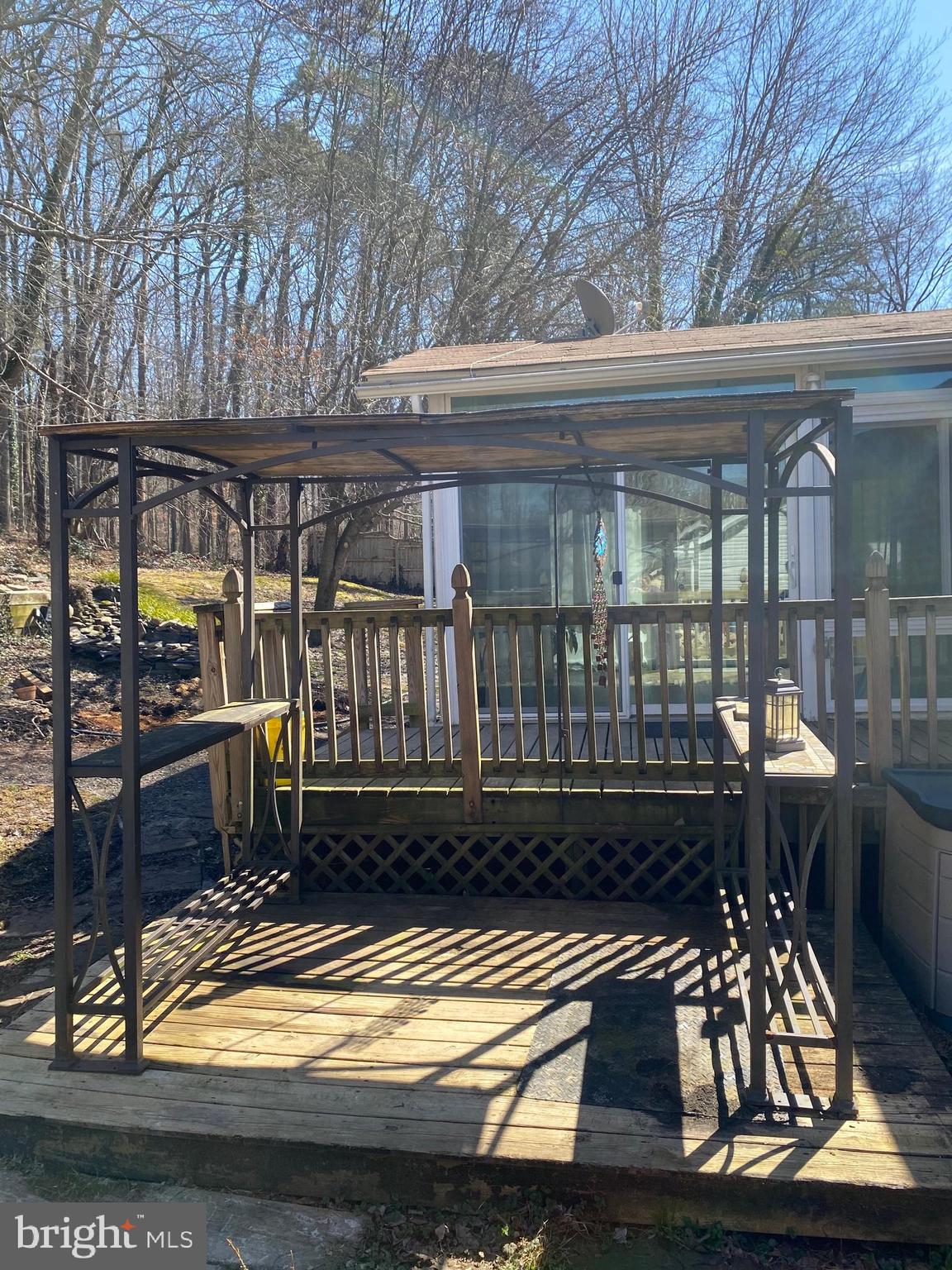 MAPLE RIDGE - Residential