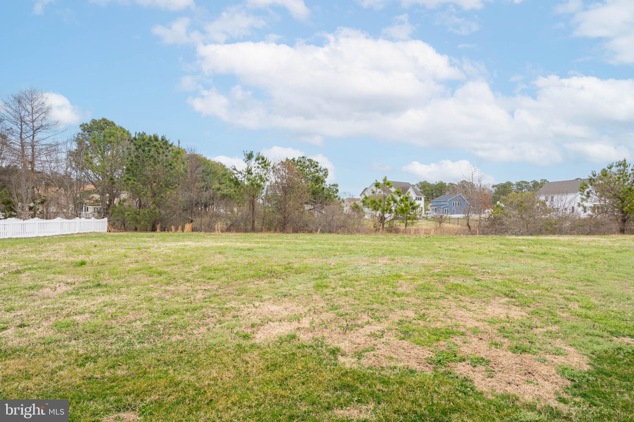 HOLIDAY HARBOR - Residential