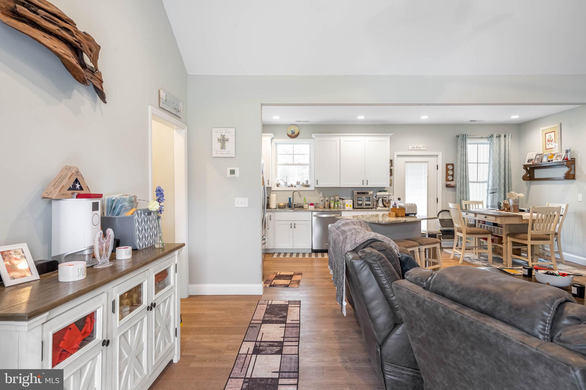 HOLIDAY HARBOR - Residential