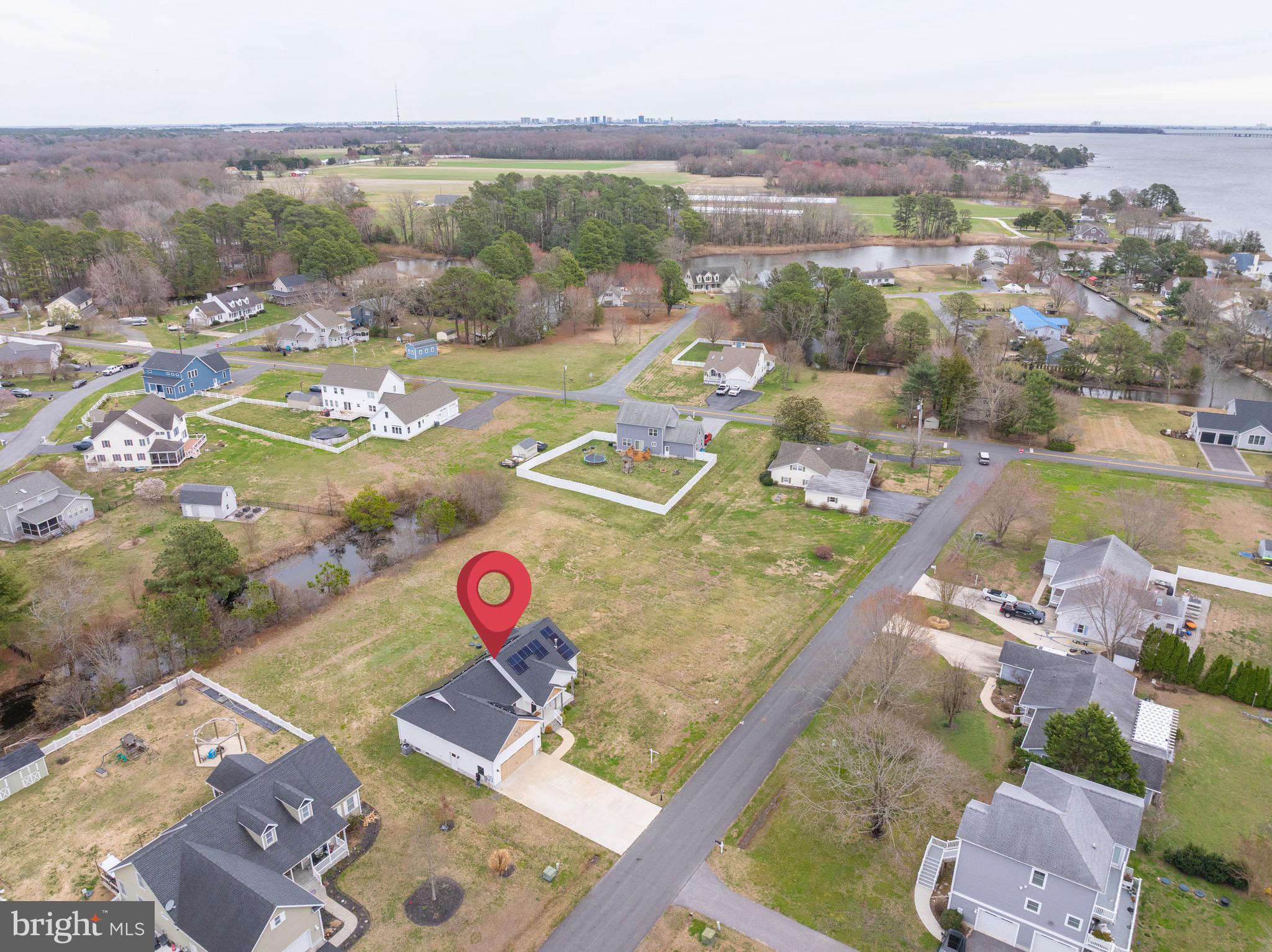 HOLIDAY HARBOR - Residential