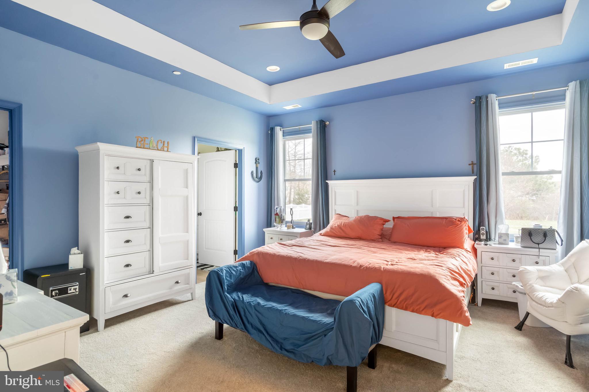 HOLIDAY HARBOR - Residential