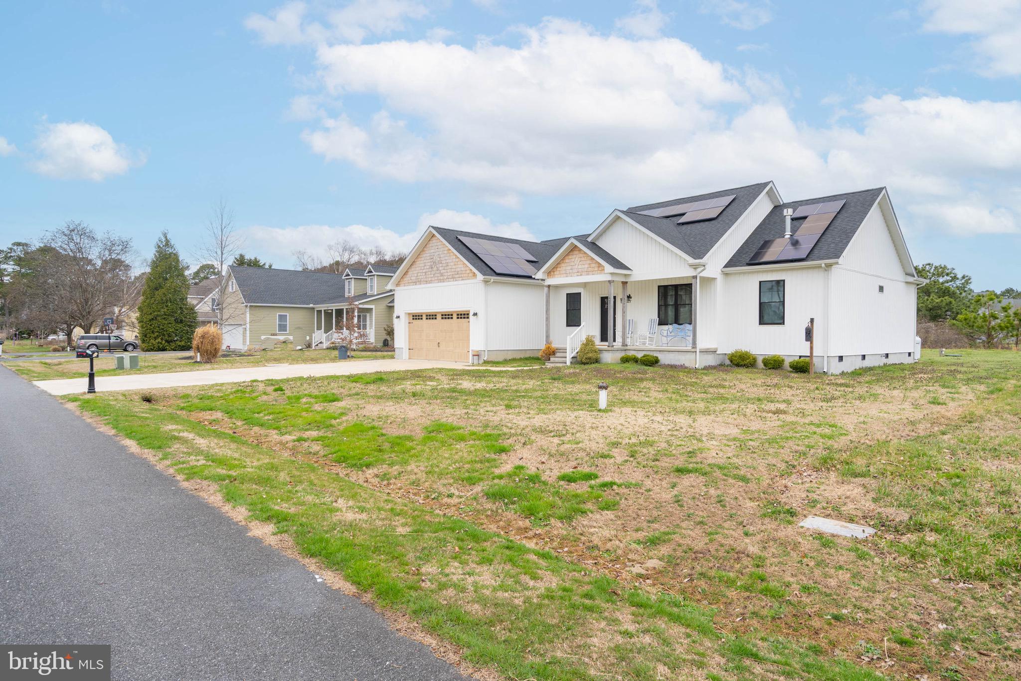 HOLIDAY HARBOR - Residential