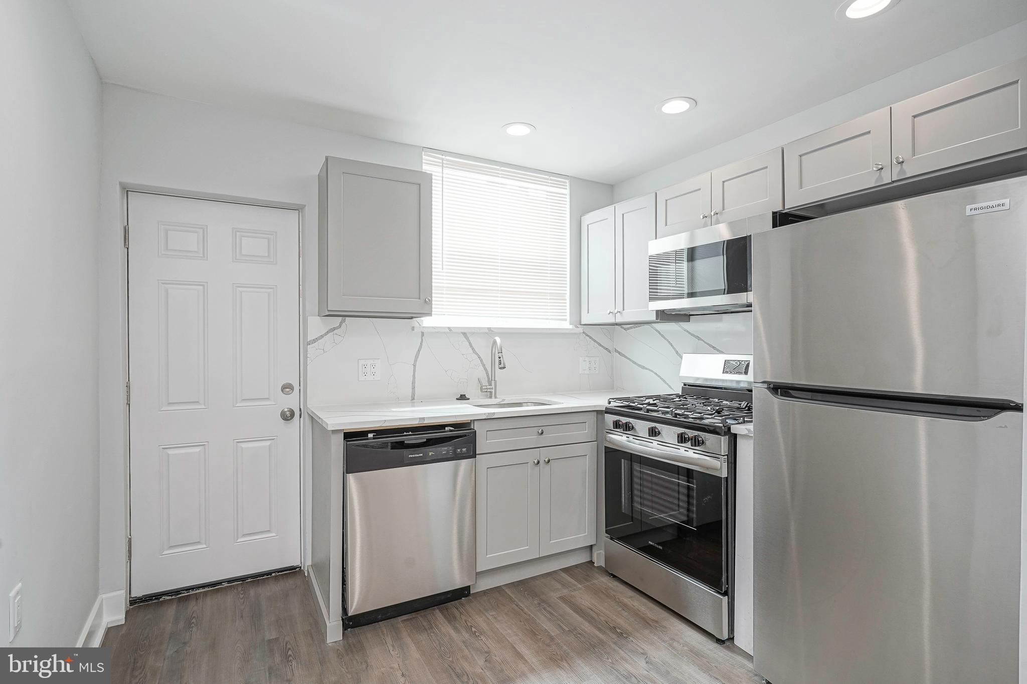 WEST PASSYUNK - Residential Lease