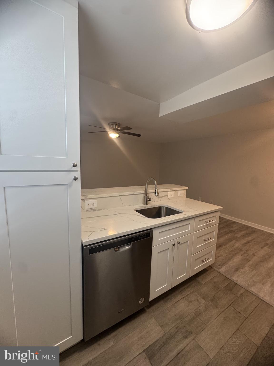 131 S COURTHOUSE ROAD 2
