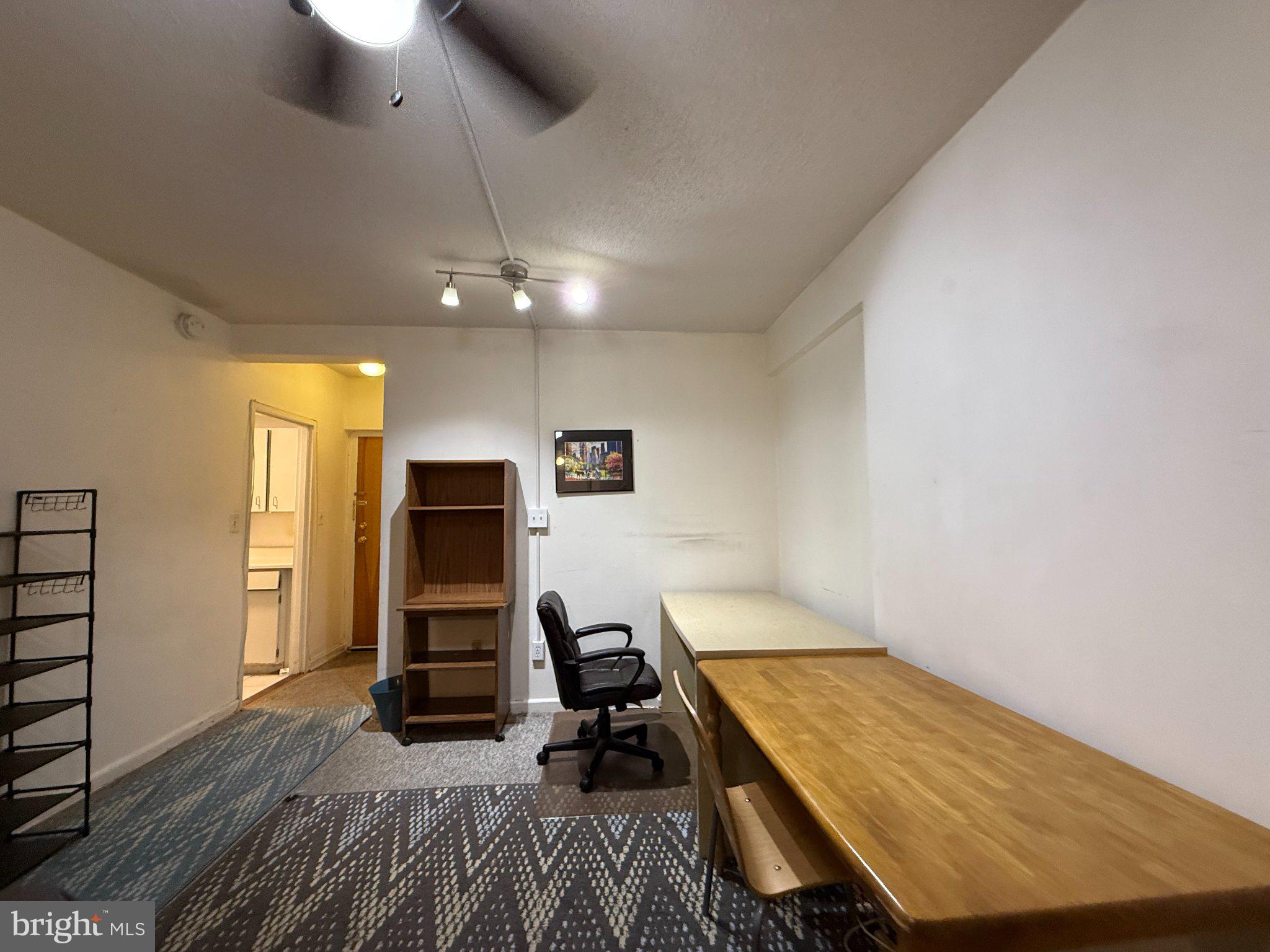 2141 NW I STREET NW 109