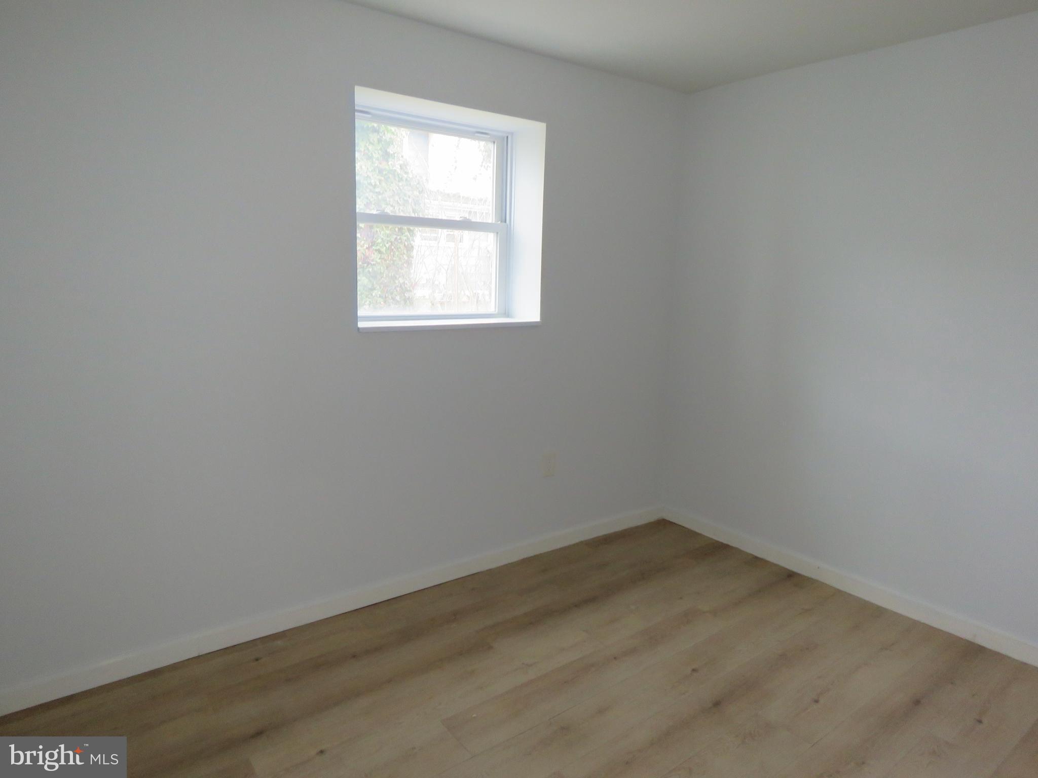 ANDALUSIA - Residential Lease