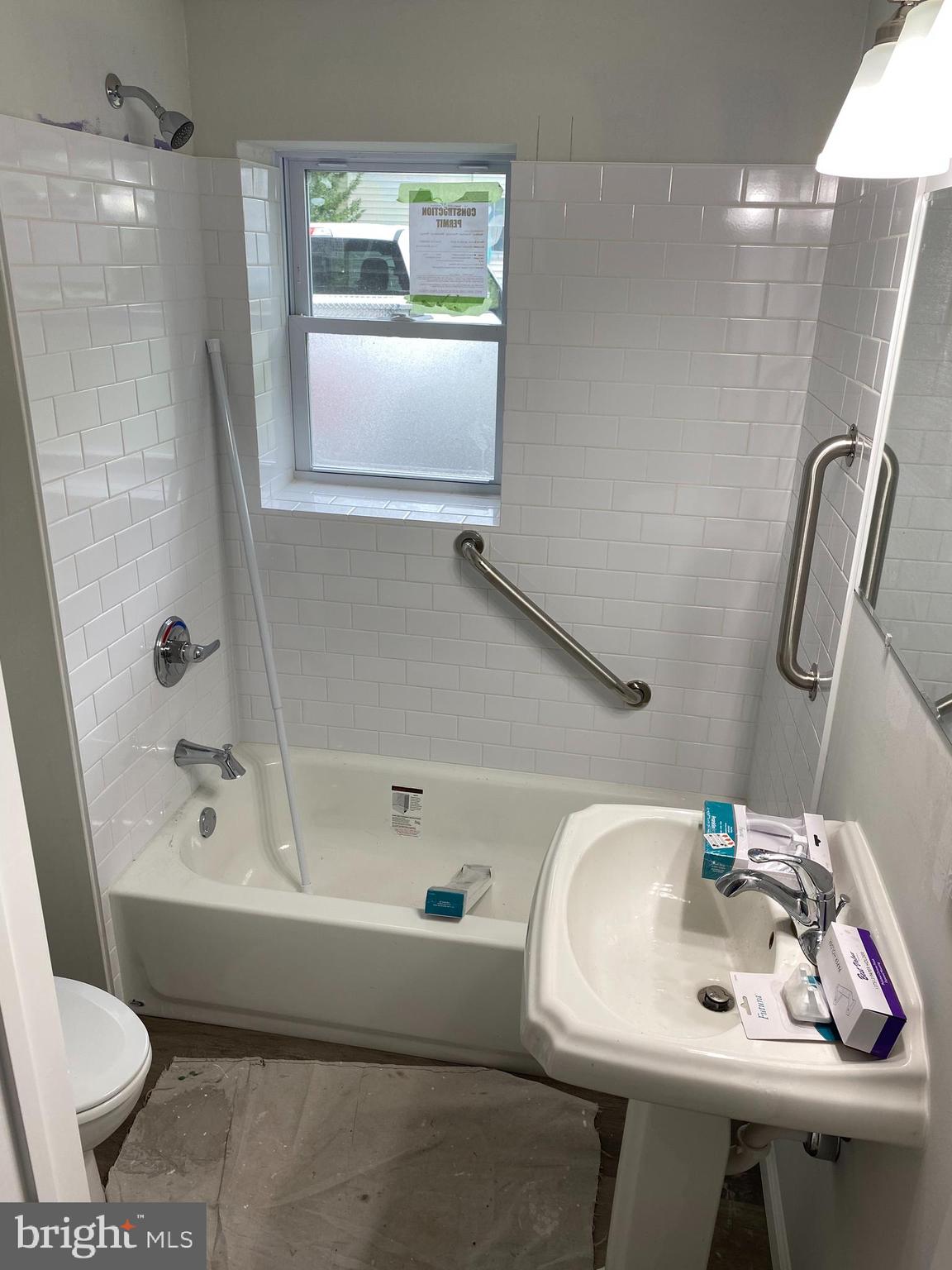 ANDALUSIA - Residential Lease