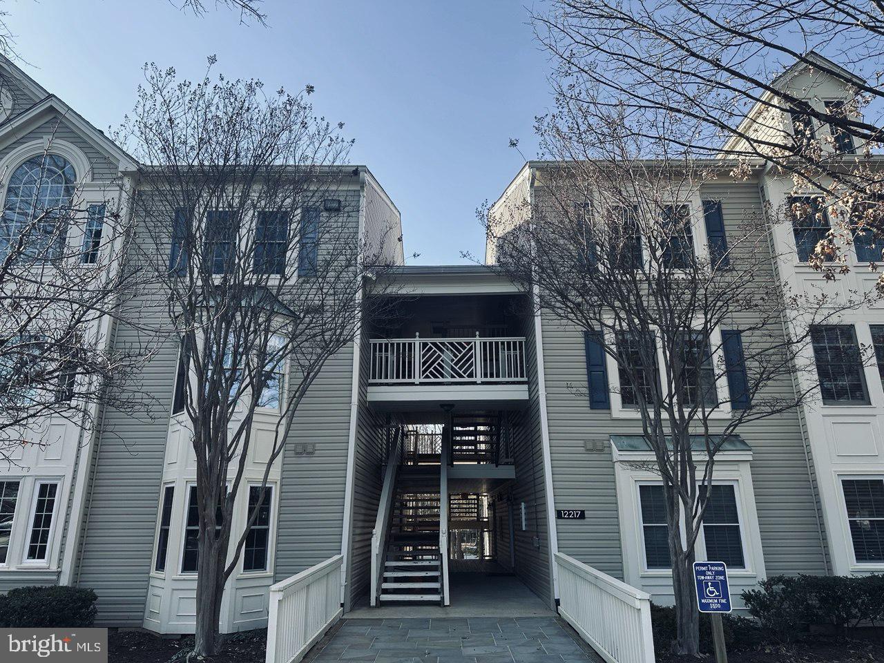 FAIRFIELD HOUSE - Residential Lease