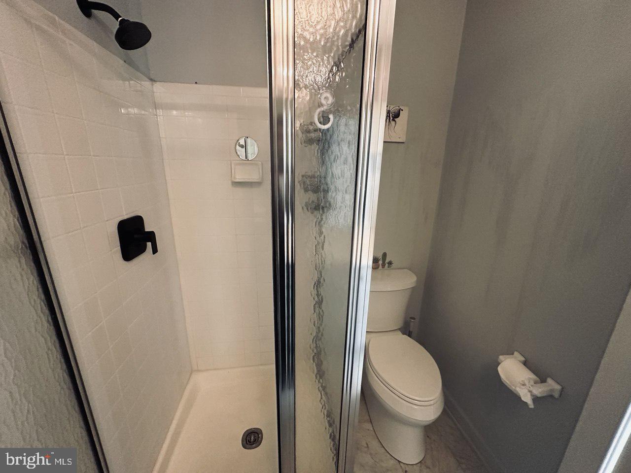 FAIRFIELD HOUSE - Residential Lease