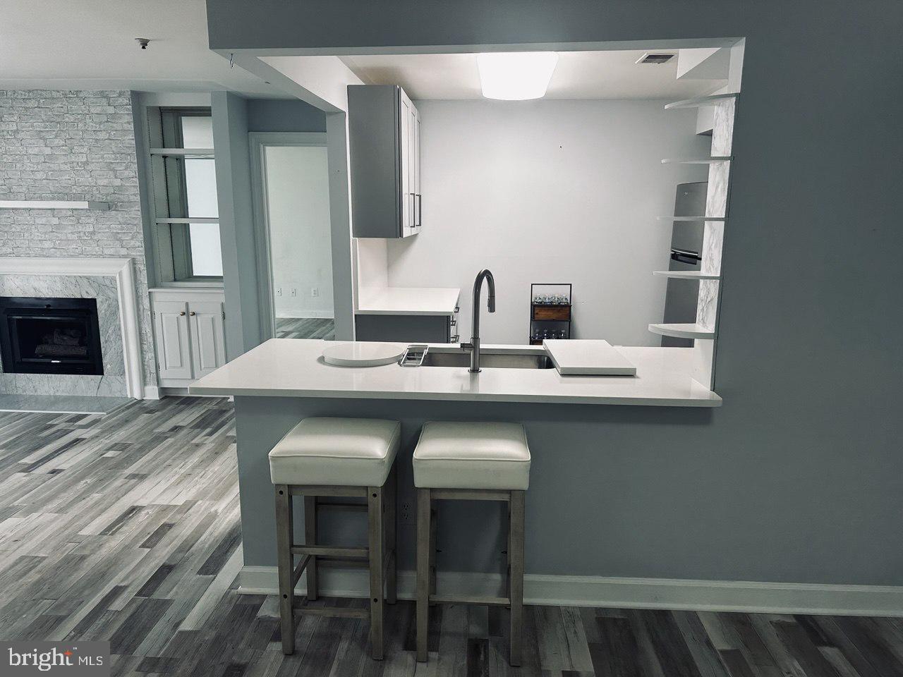 FAIRFIELD HOUSE - Residential Lease