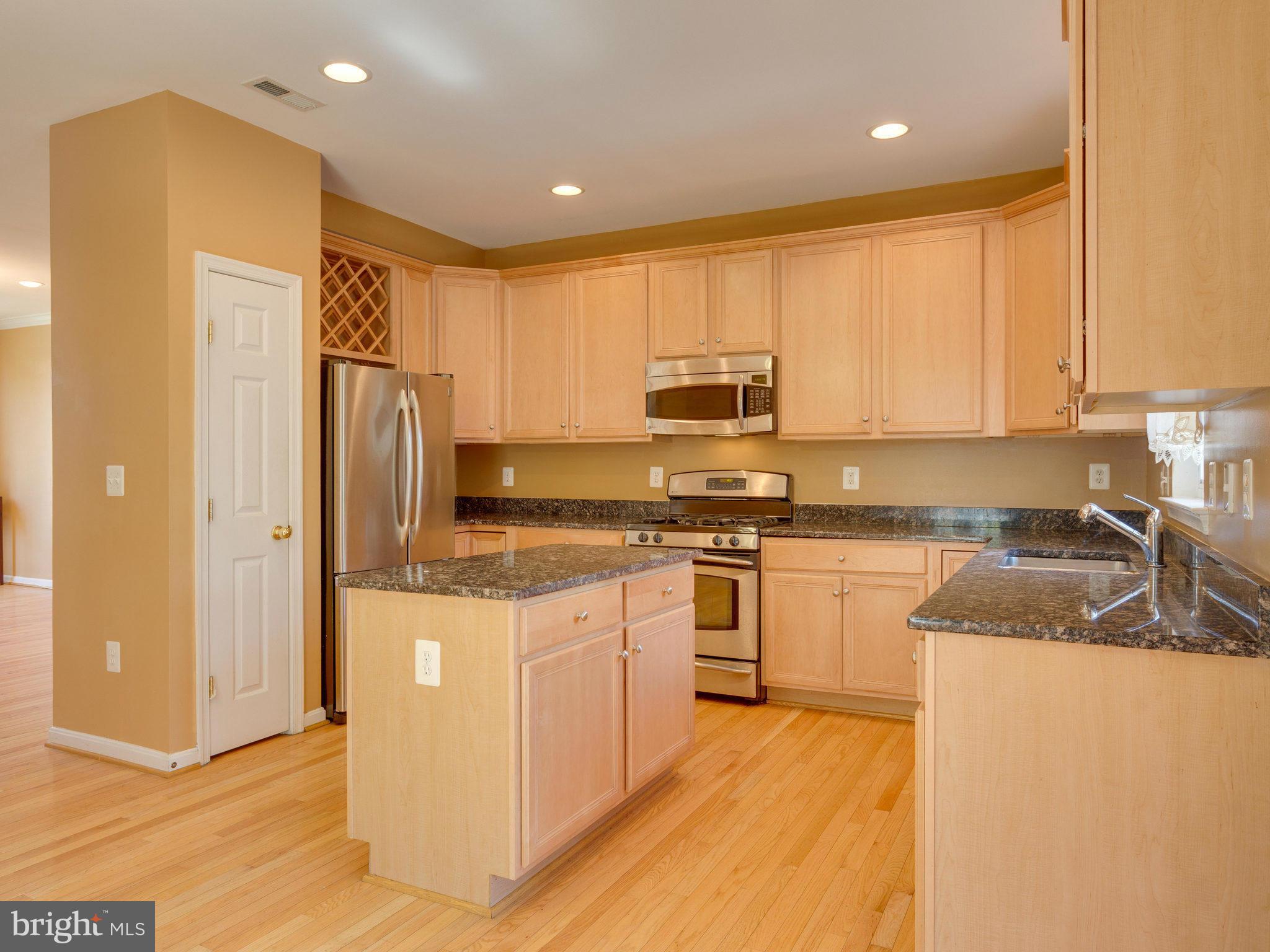 RIVER OAKS - Residential Lease