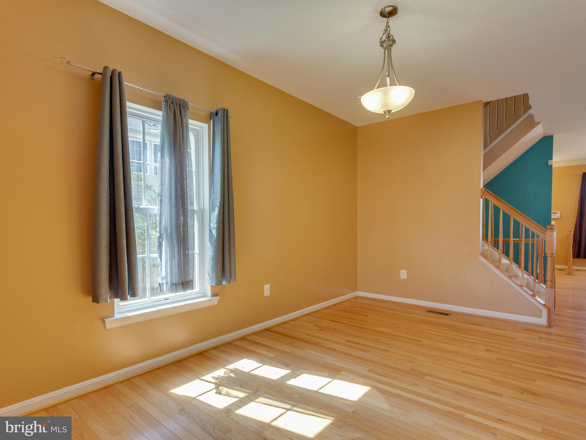 RIVER OAKS - Residential Lease