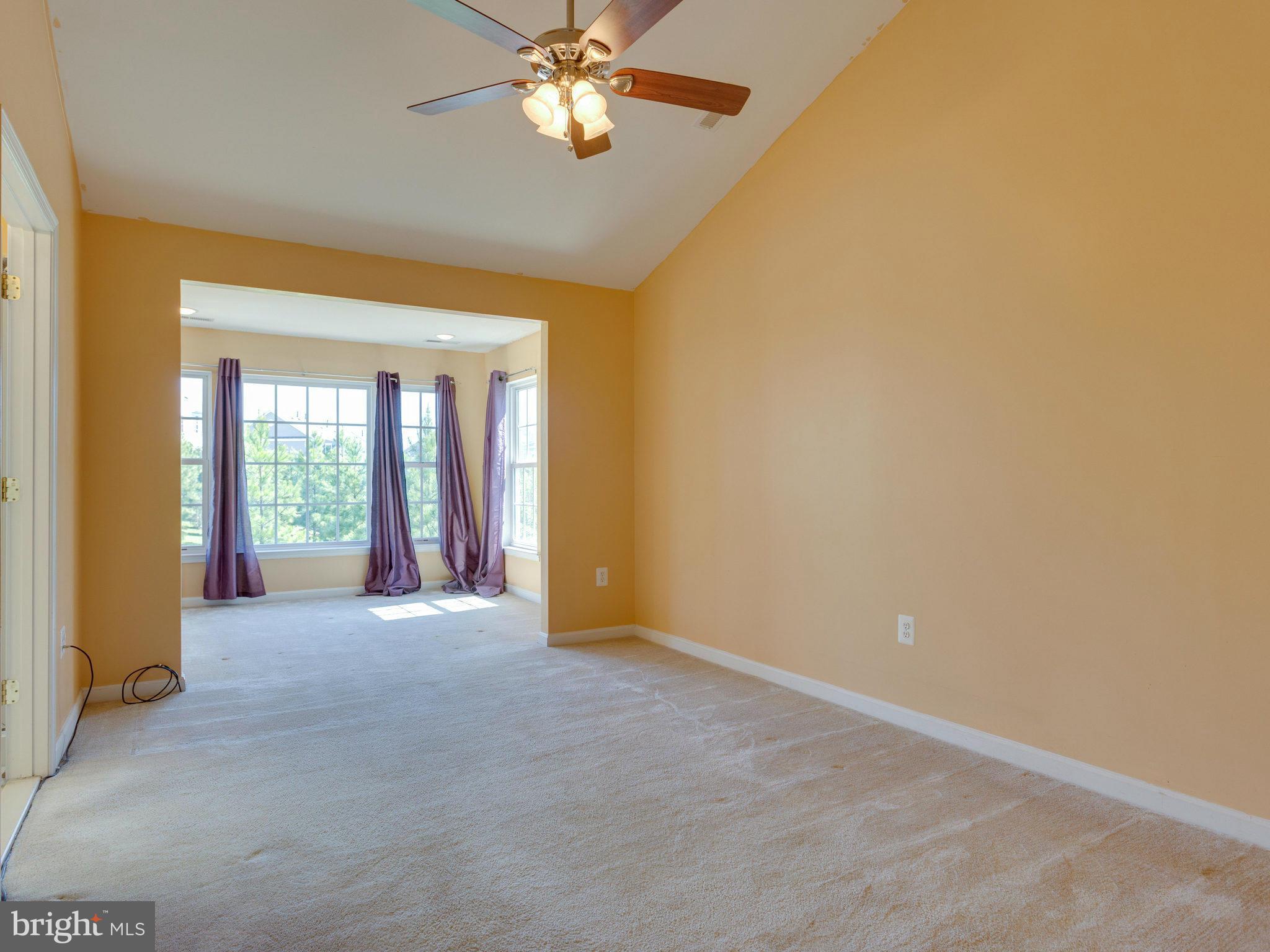 RIVER OAKS - Residential Lease