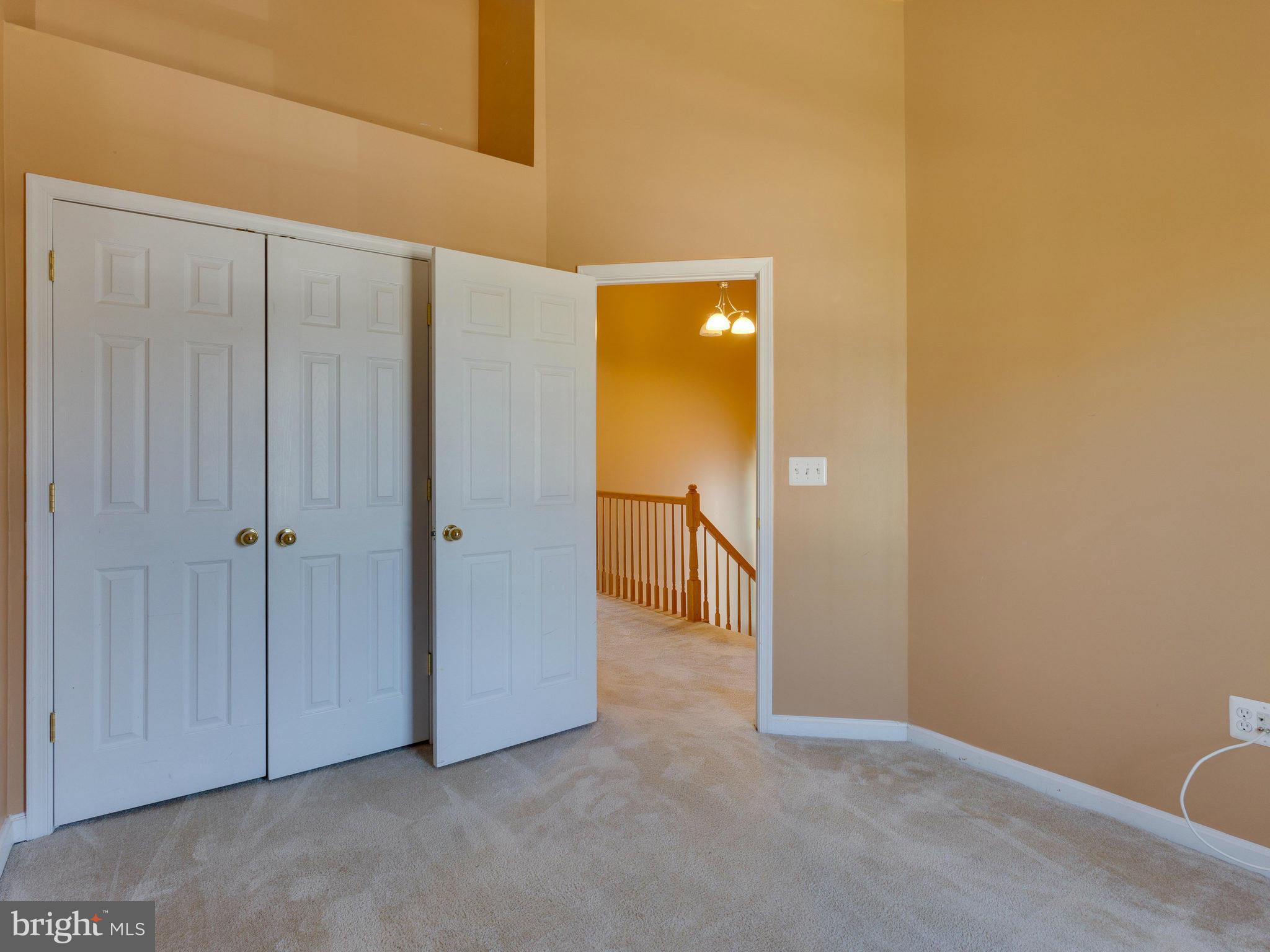 RIVER OAKS - Residential Lease