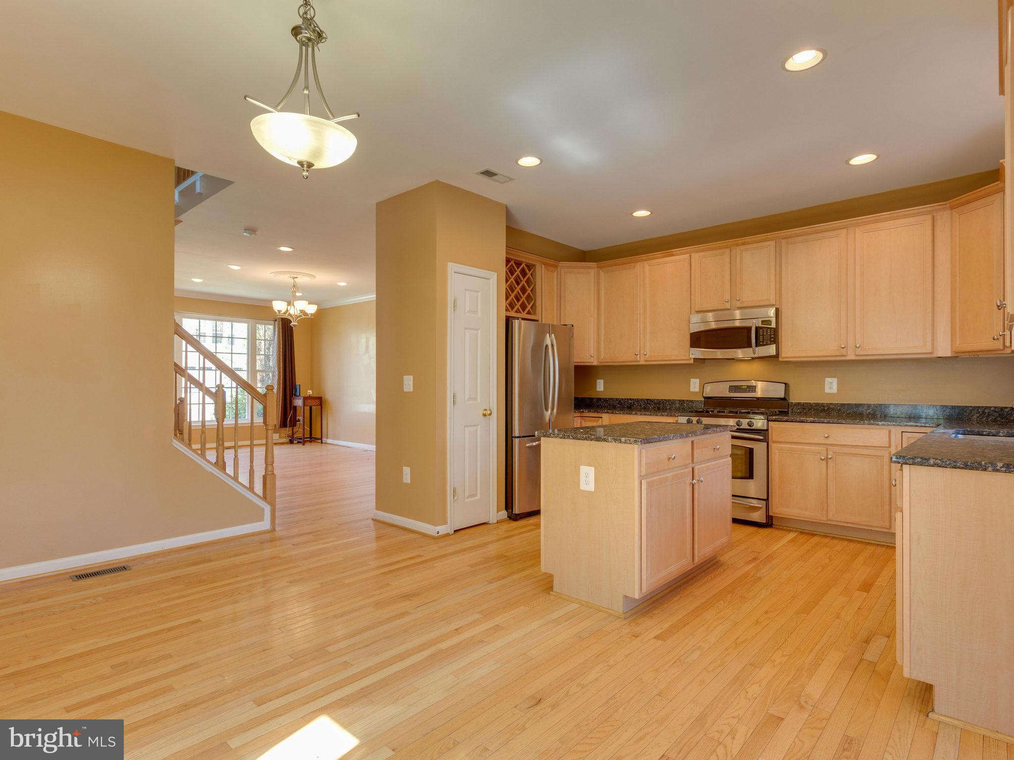 RIVER OAKS - Residential Lease