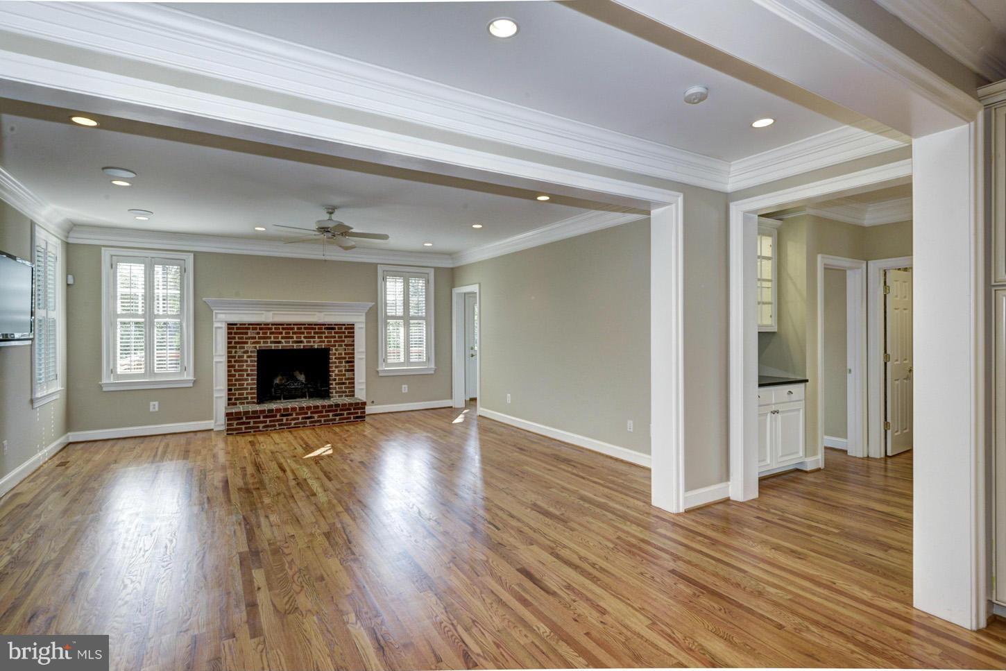 PROVIDENCE FOREST - Residential