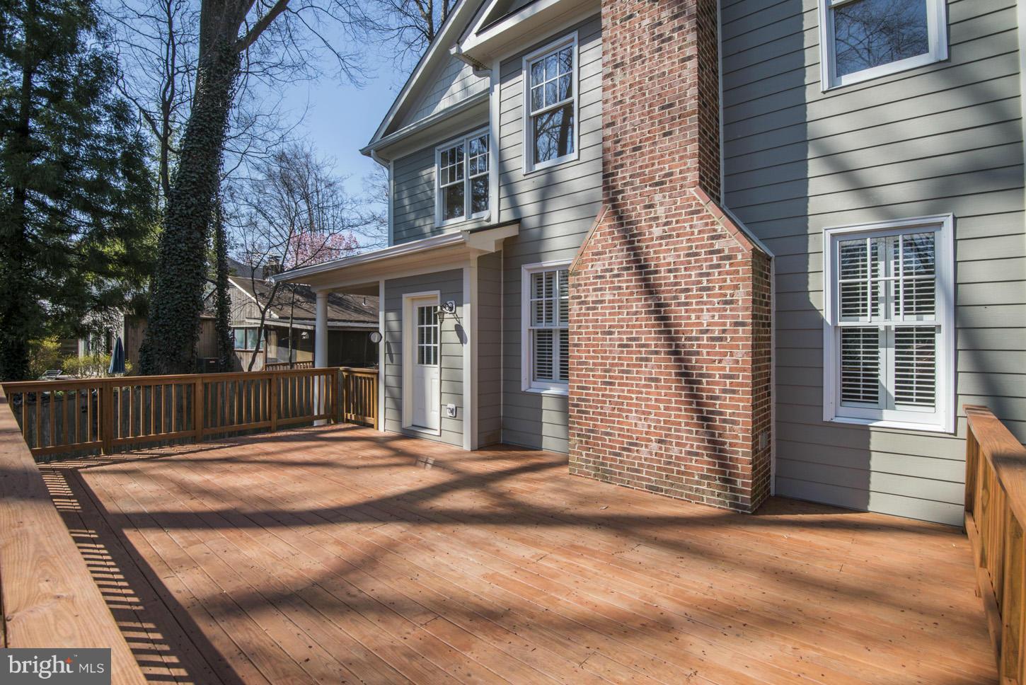 PROVIDENCE FOREST - Residential