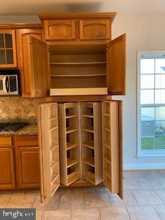 COKESBURY MANOR - Residential